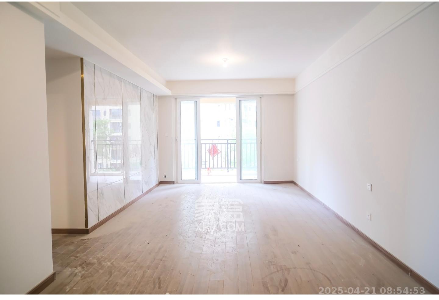 保利香槟国际  4室2厅1卫    1800.0元/月 保利香槟国际  4室2厅1卫    1800.0元/月室内图