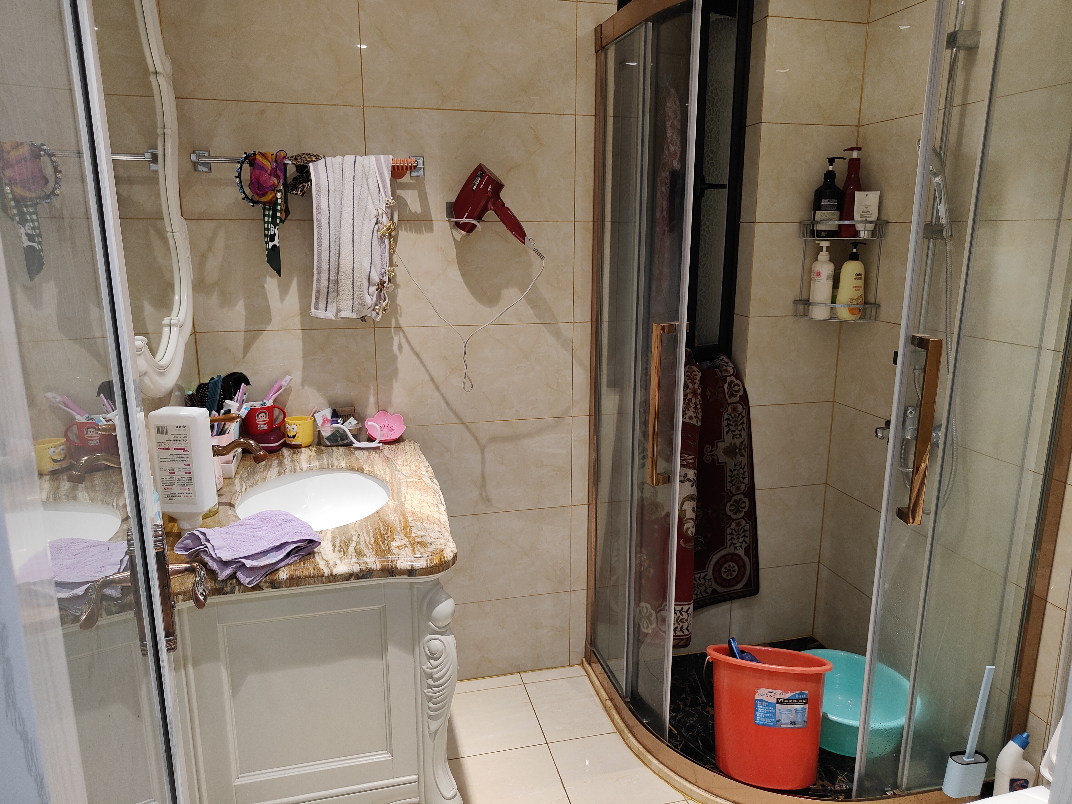 海阔天空-国瑞城三期(铂仕苑) 6室2厅4卫 1450.0万 海阔天空-国瑞城三期(铂仕苑) 6室2厅4卫 1450.0万室内图