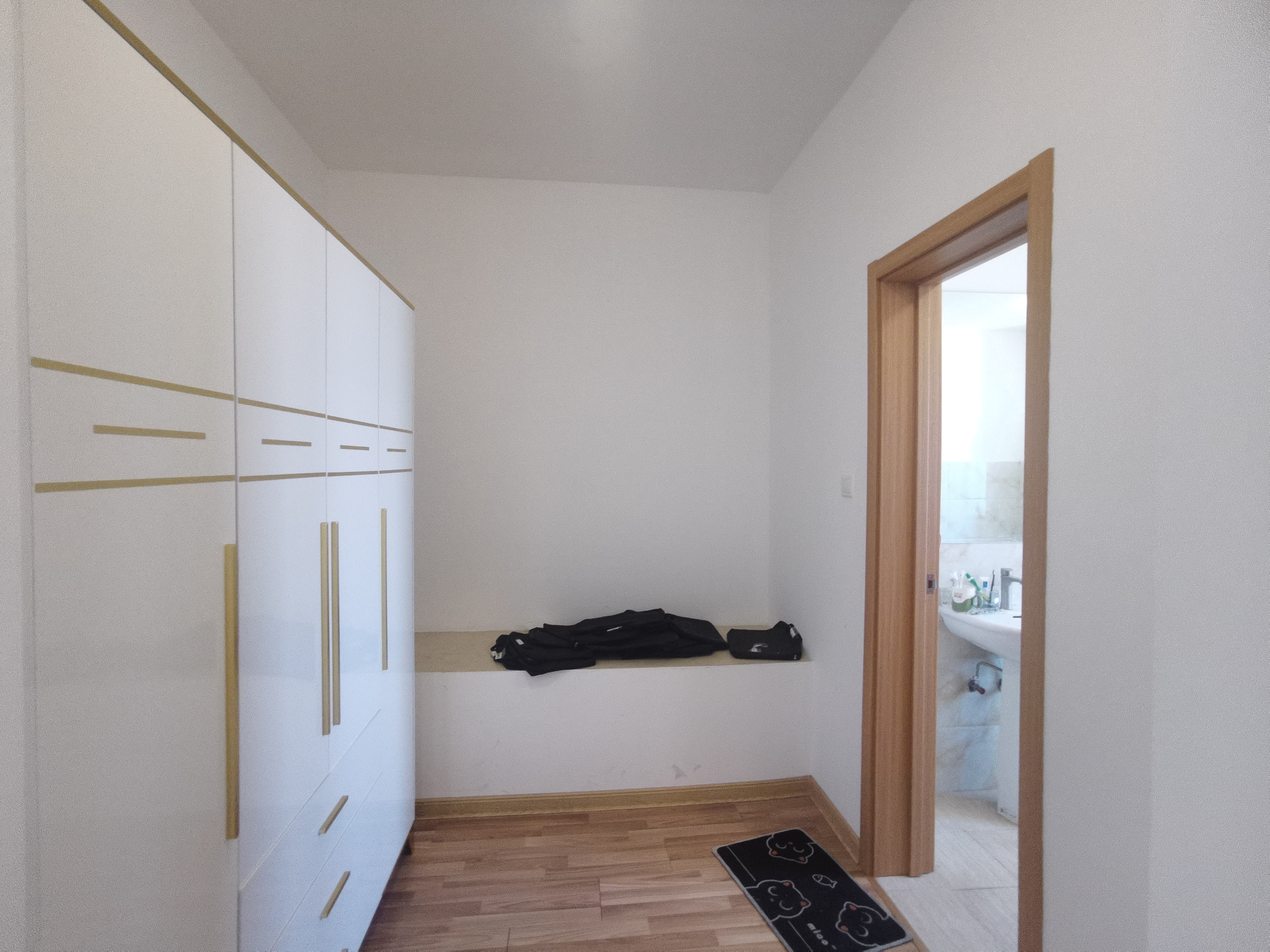 融创海口一号 1室0厅0卫 345.0万 融创海口一号 1室0厅0卫 345.0万客厅