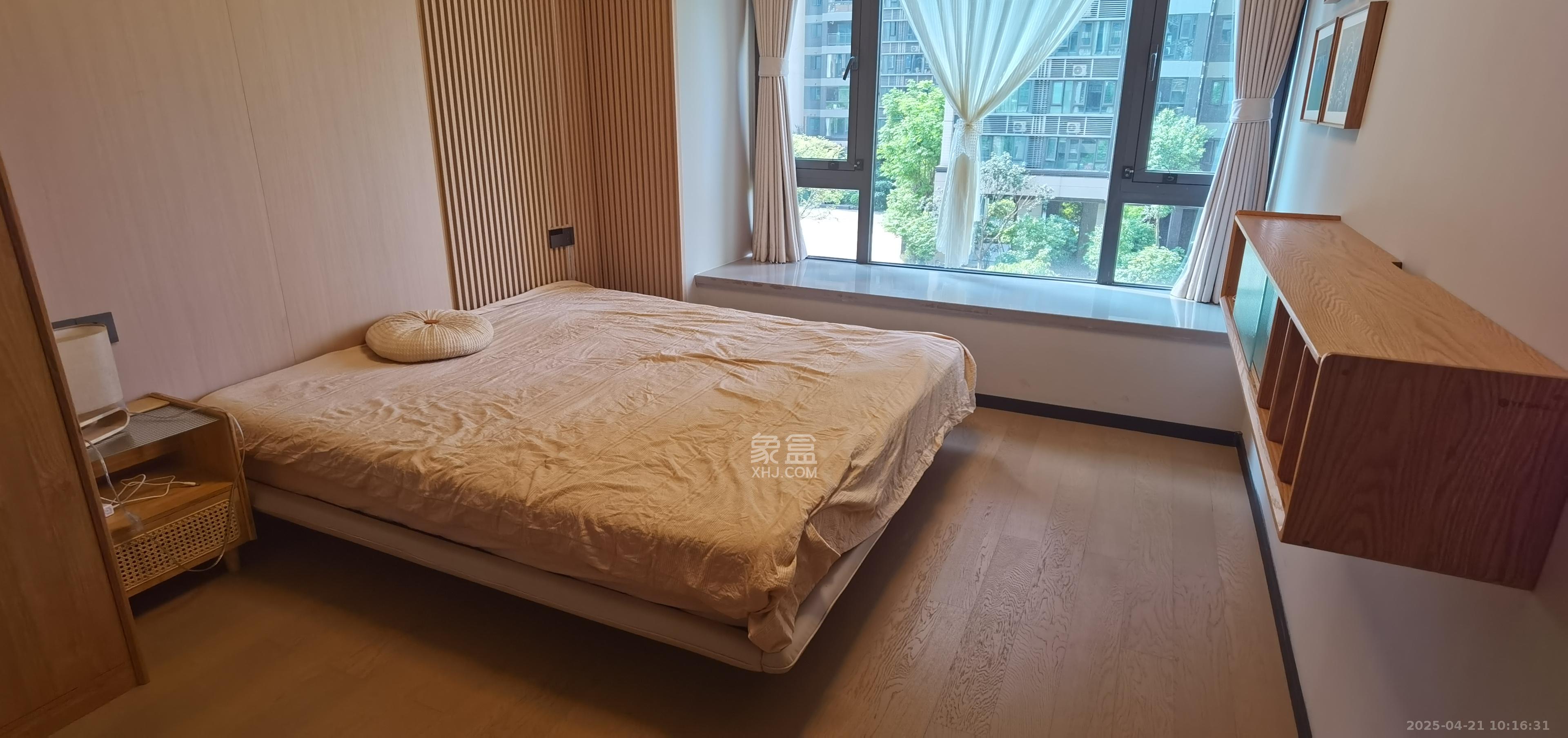 时代梅溪领峰  3室1厅1卫   4400.00元/月室内图