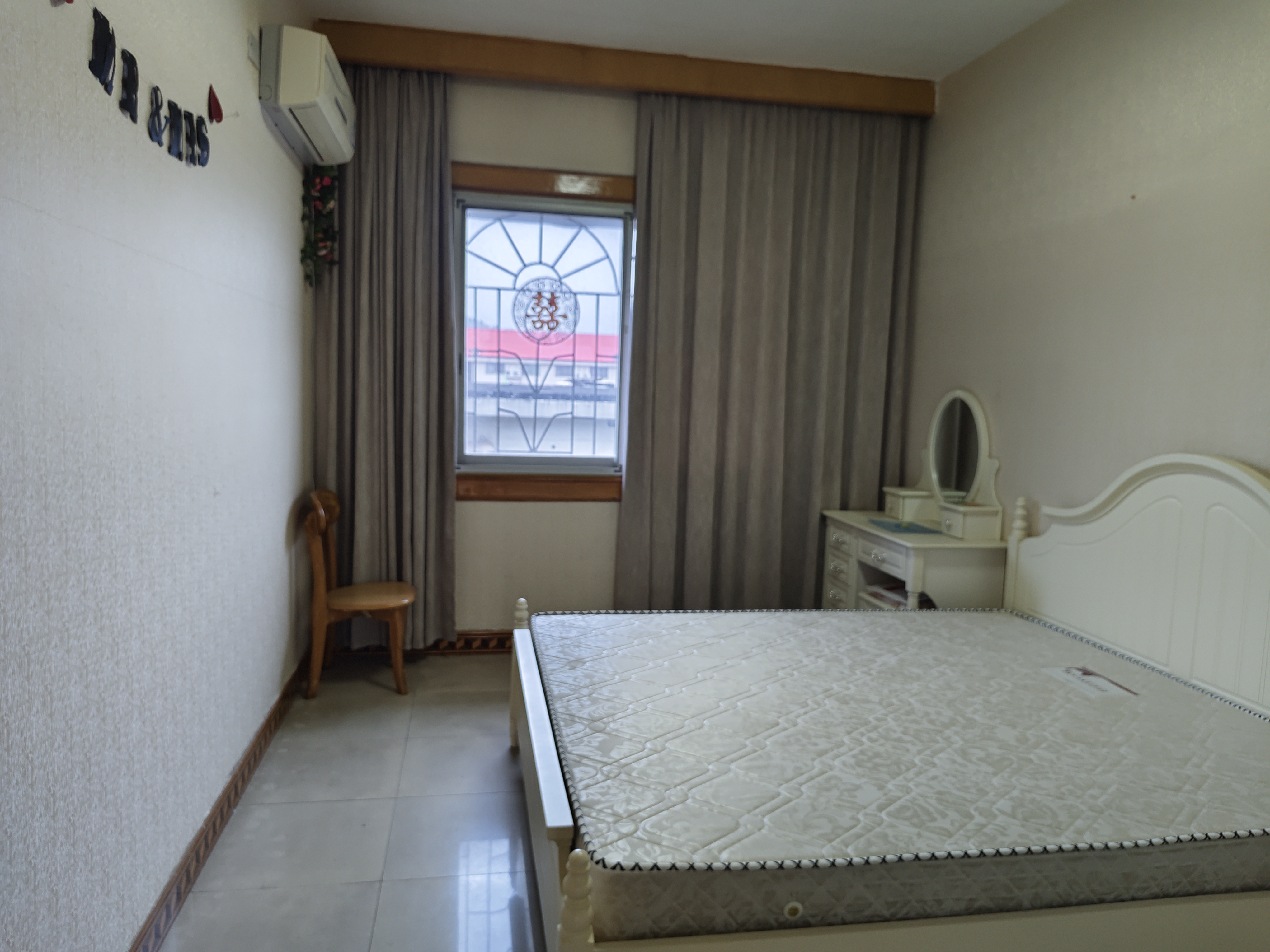 老林业局家属楼 3室2厅1卫 42.0万 老林业局家属楼 3室2厅1卫 42.0万客厅