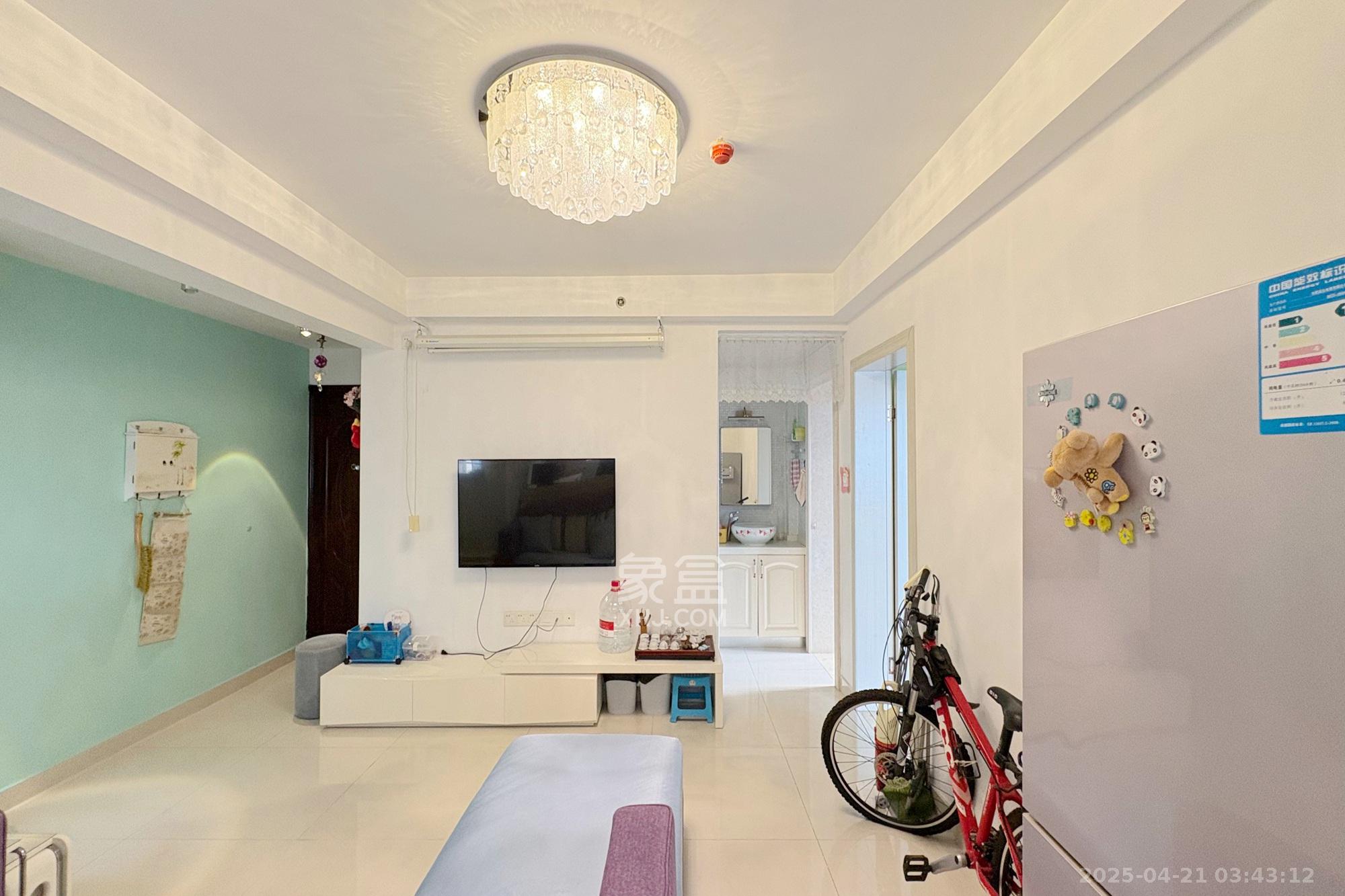 少帅府 1室1厅1卫 69.0万 少帅府 1室1厅1卫 69.0万客厅