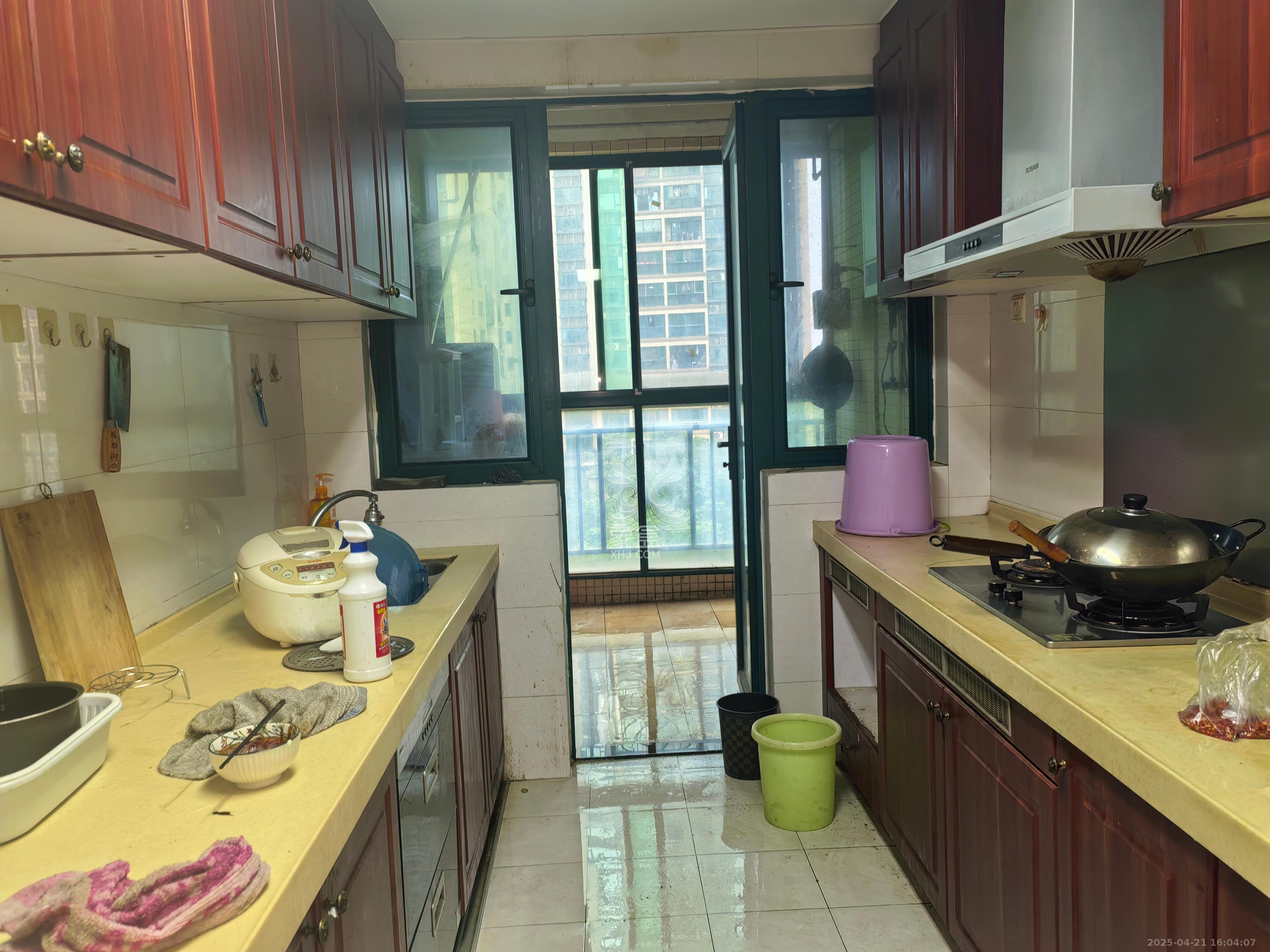 恒大名都  4室2厅2卫    2600.0元/月室内图