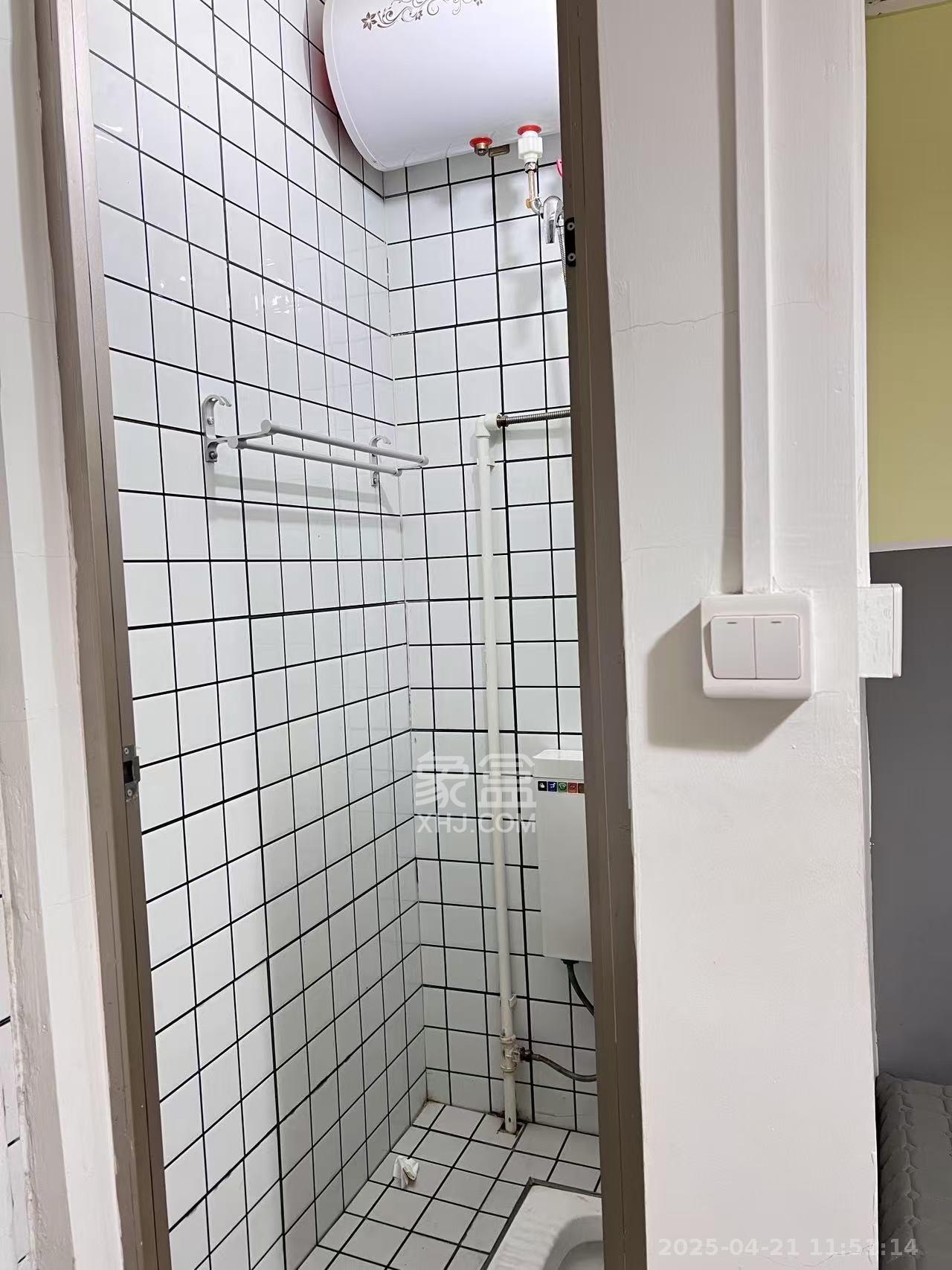 中商大厦 1室0厅0卫 1000.0元/月 中商大厦 1室0厅0卫 1000.0元/月室内图