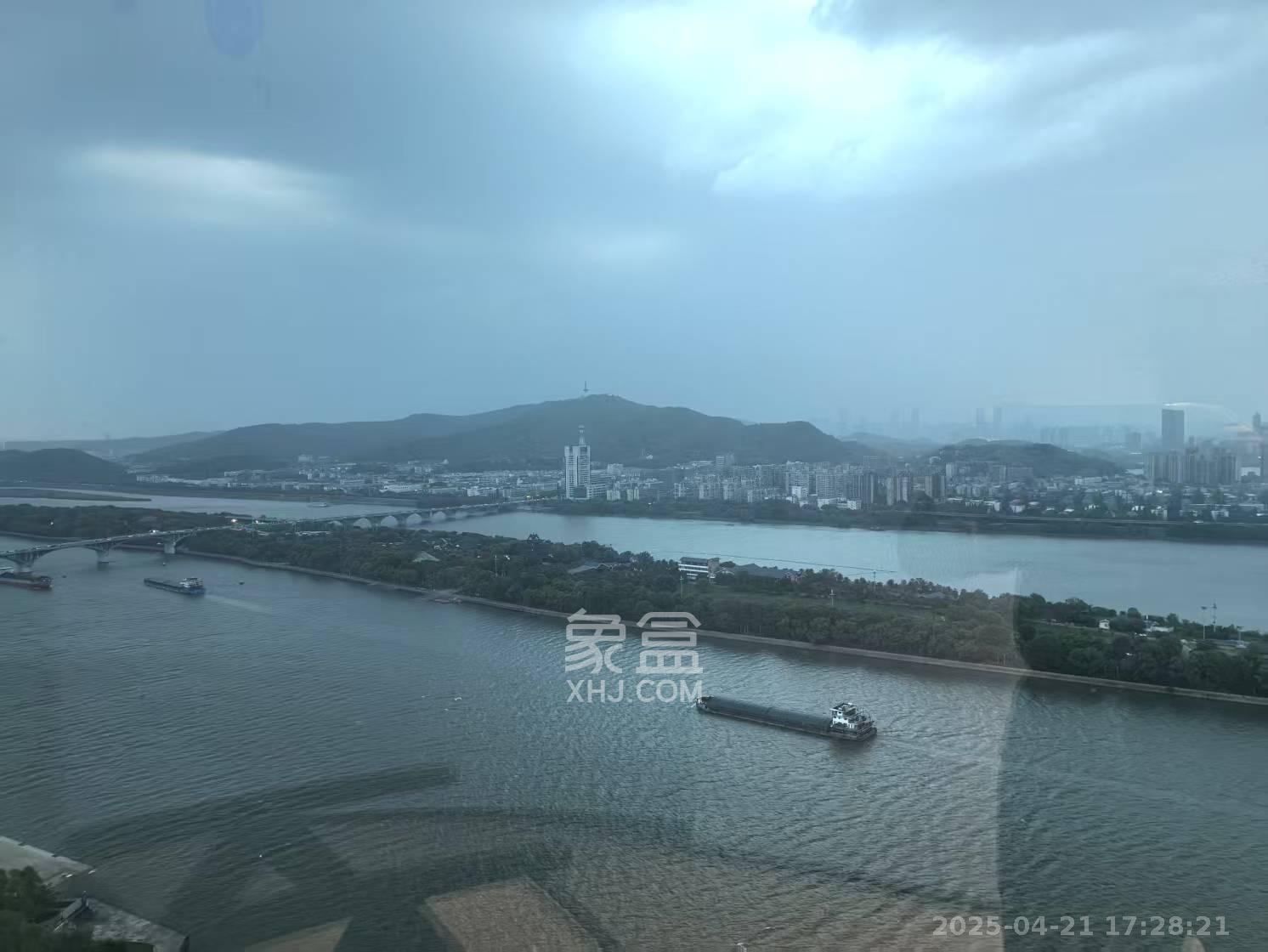 潮宗御苑  4室2厅2卫   7000.00元/月室内图