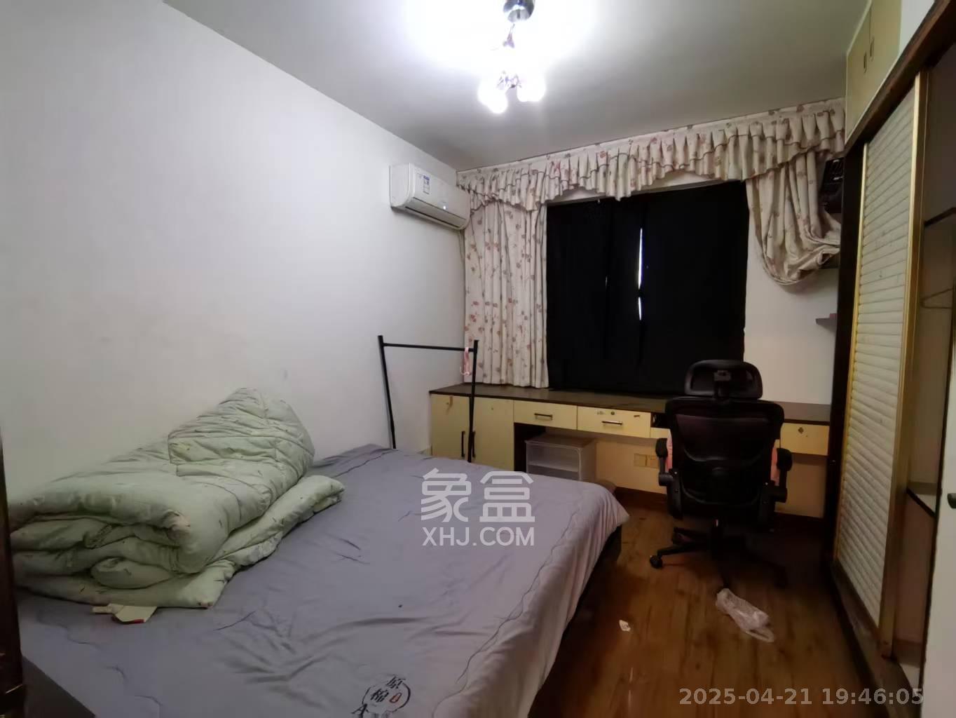 枫林美景  2室2厅1卫   2500.00元/月室内图