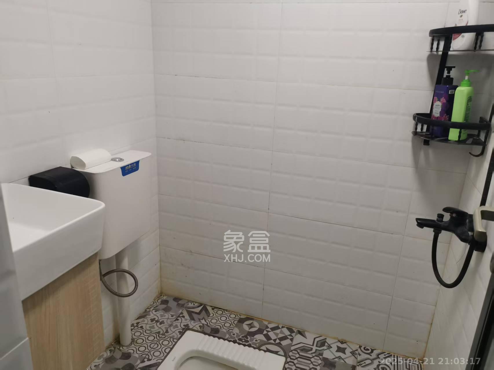 荣悦台  1室1厅1卫   1900.00元/月室内图