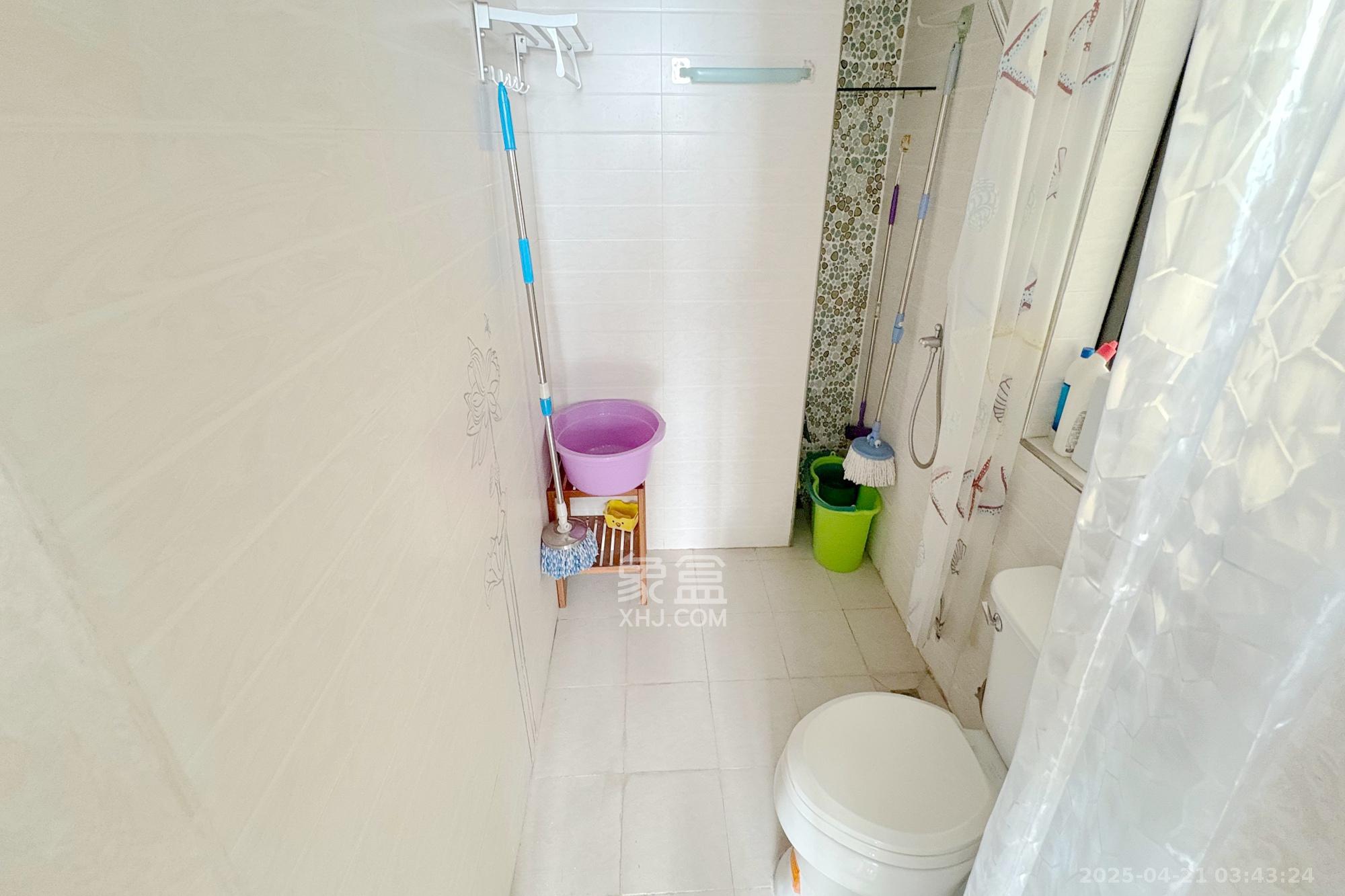 少帅府 1室1厅1卫 69.0万 少帅府 1室1厅1卫 69.0万卫生间