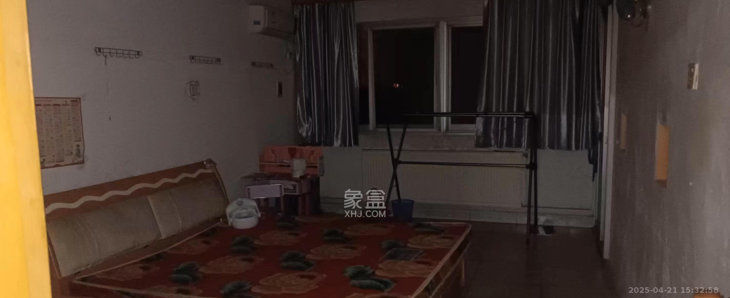 南大桥安居城(百姓市场) 3室2厅1卫 1800.0元/月 南大桥安居城(百姓市场) 3室2厅1卫 1800.0元/月室内图