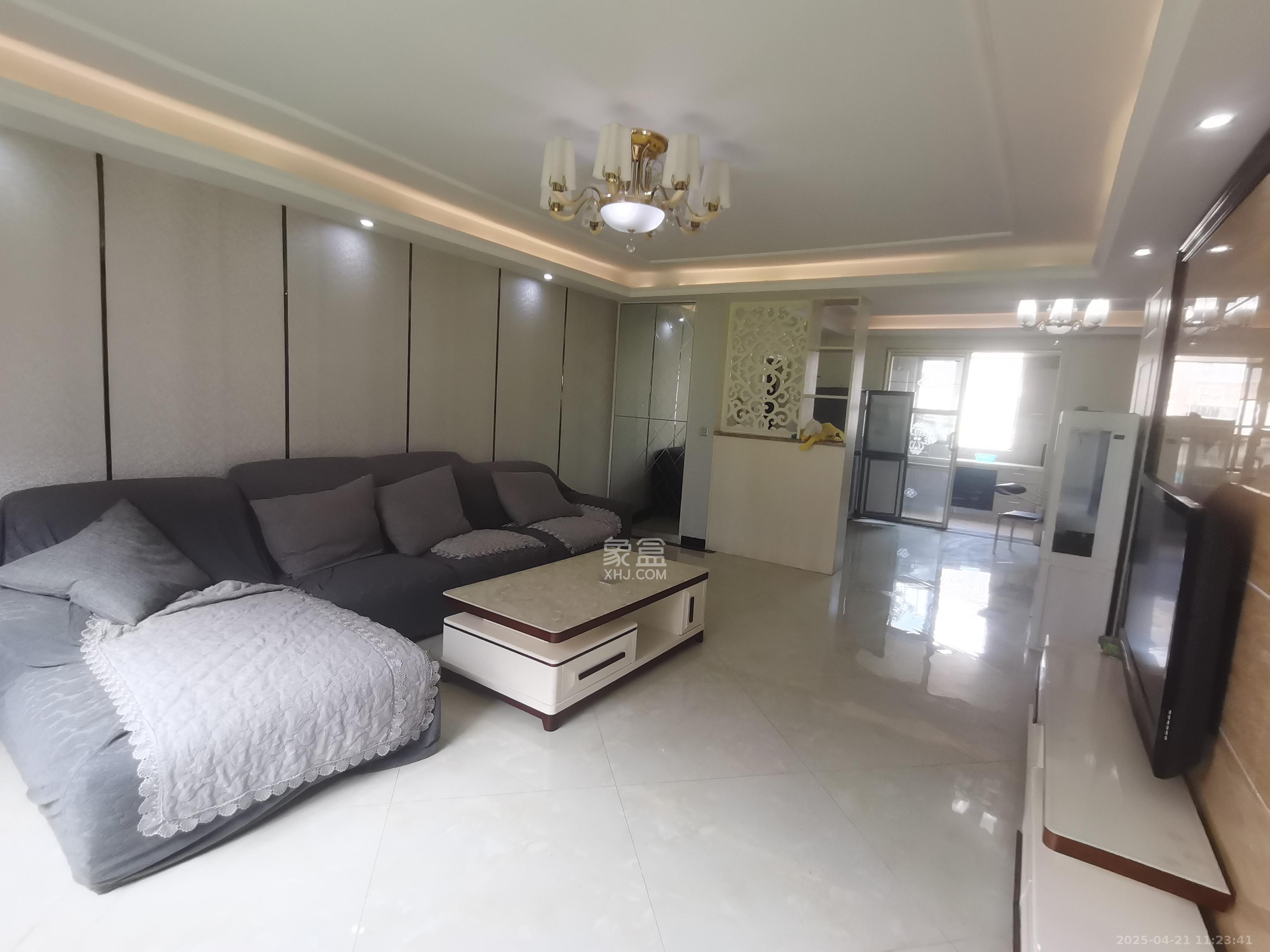 三城花苑（一，二，三期）  3室2厅1卫    1600.0元/月室内图