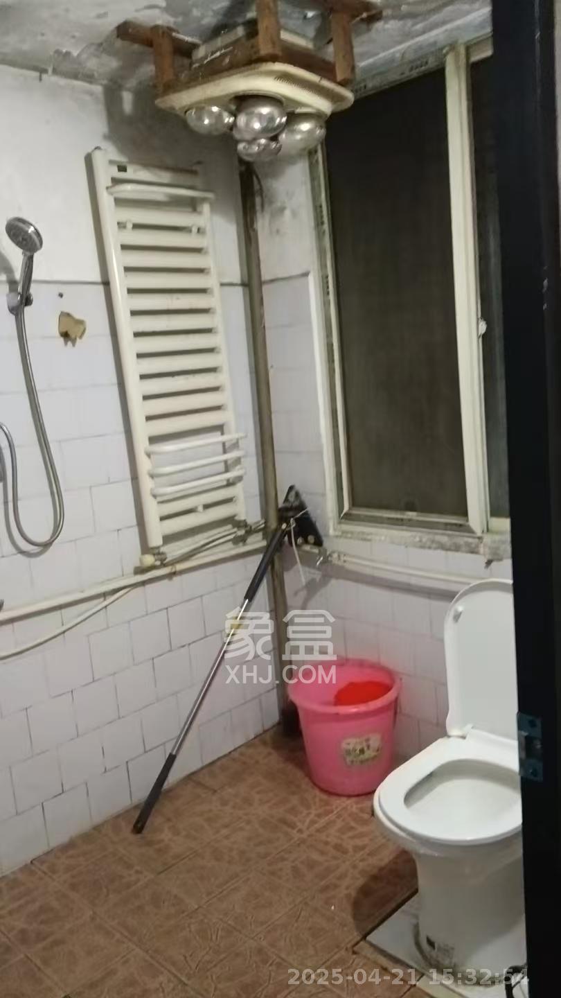 南大桥安居城(百姓市场) 3室2厅1卫 1800.0元/月 南大桥安居城(百姓市场) 3室2厅1卫 1800.0元/月室内图