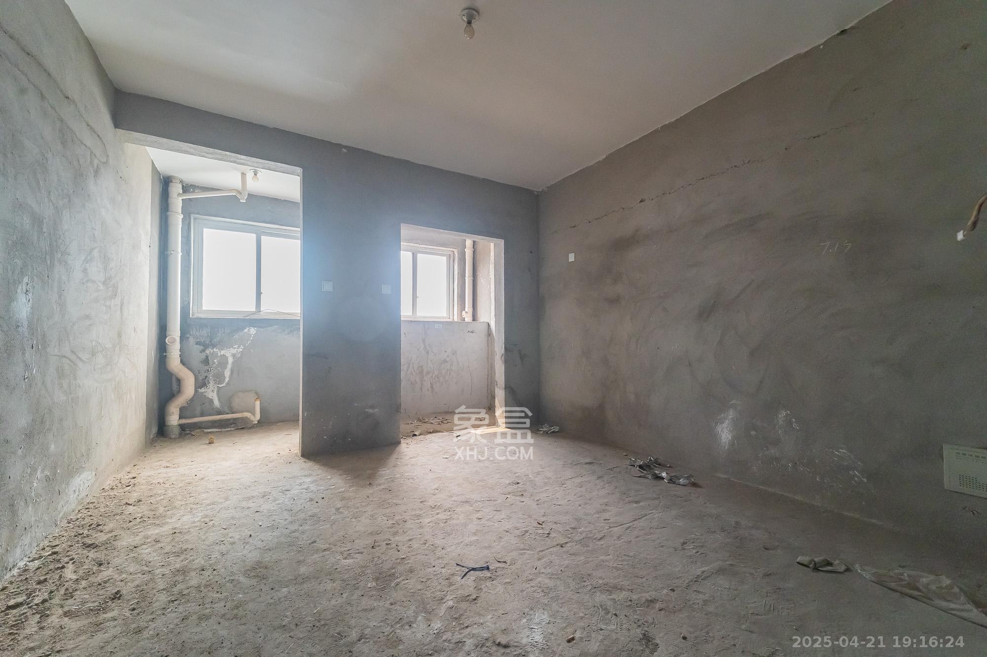 东方航标  1室1厅1卫    23.5万 东方航标  1室1厅1卫    23.5万