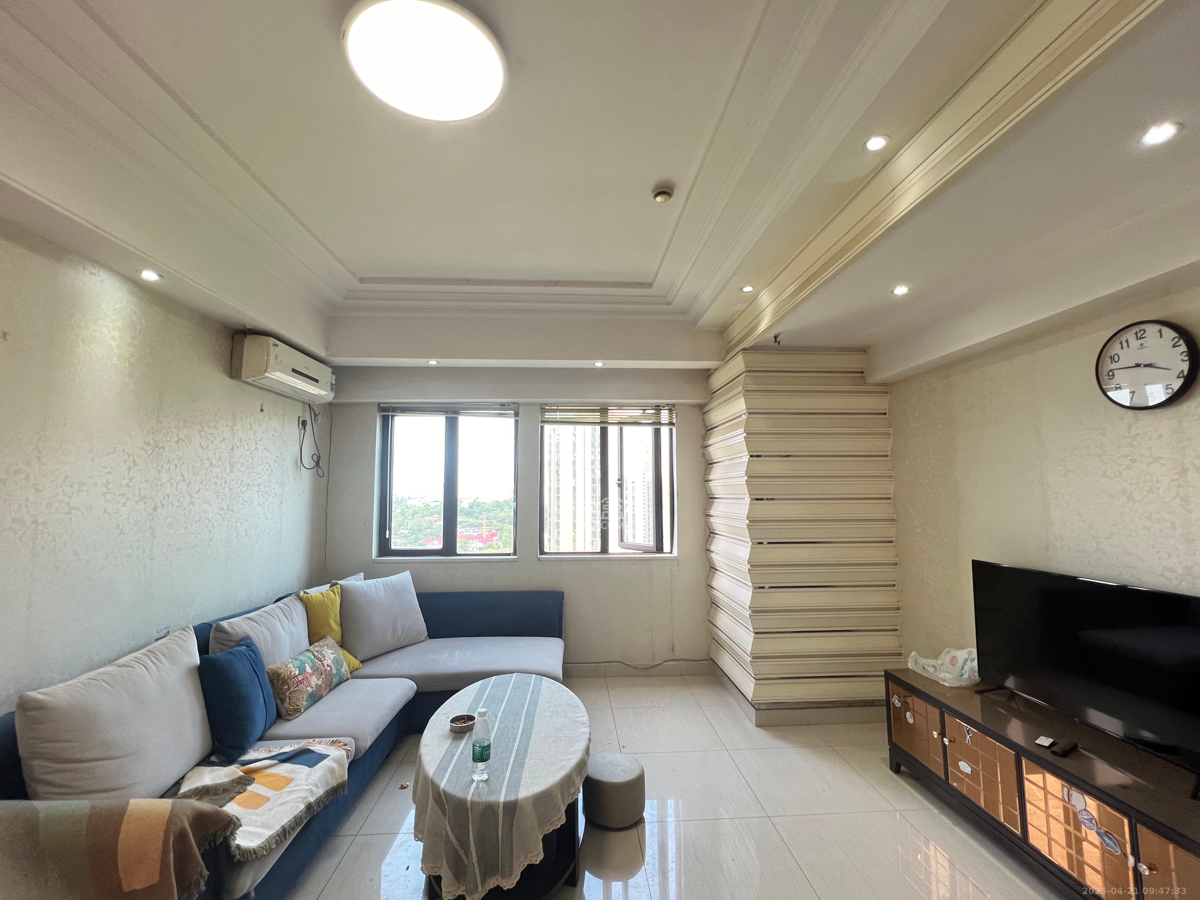 喜盈门范城 1室1厅1卫 2200.0元/月 喜盈门范城 1室1厅1卫 2200.0元/月室内图