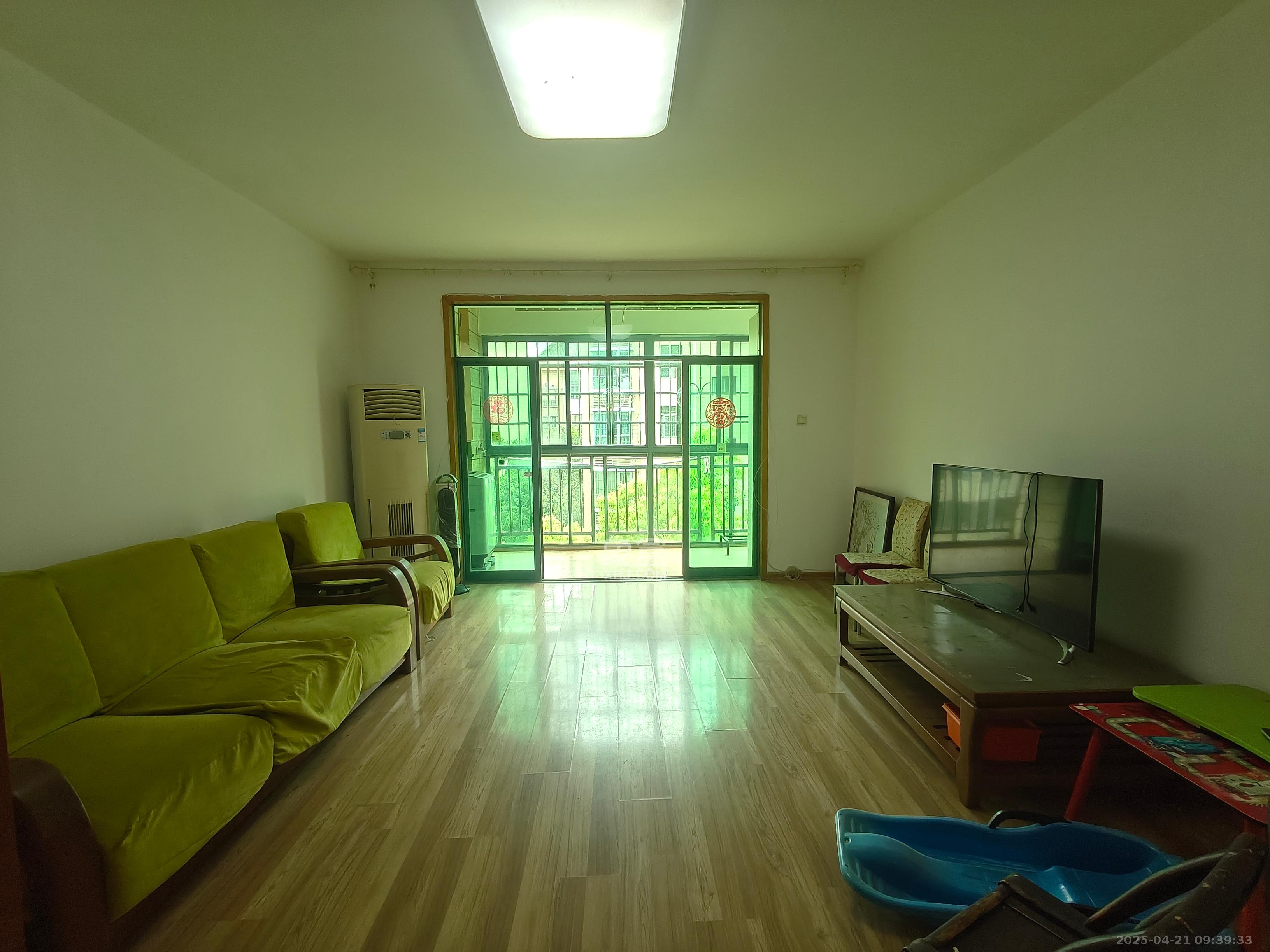 柠檬丽都 3室2厅1卫 2200.0元/月 柠檬丽都 3室2厅1卫 2200.0元/月室内图