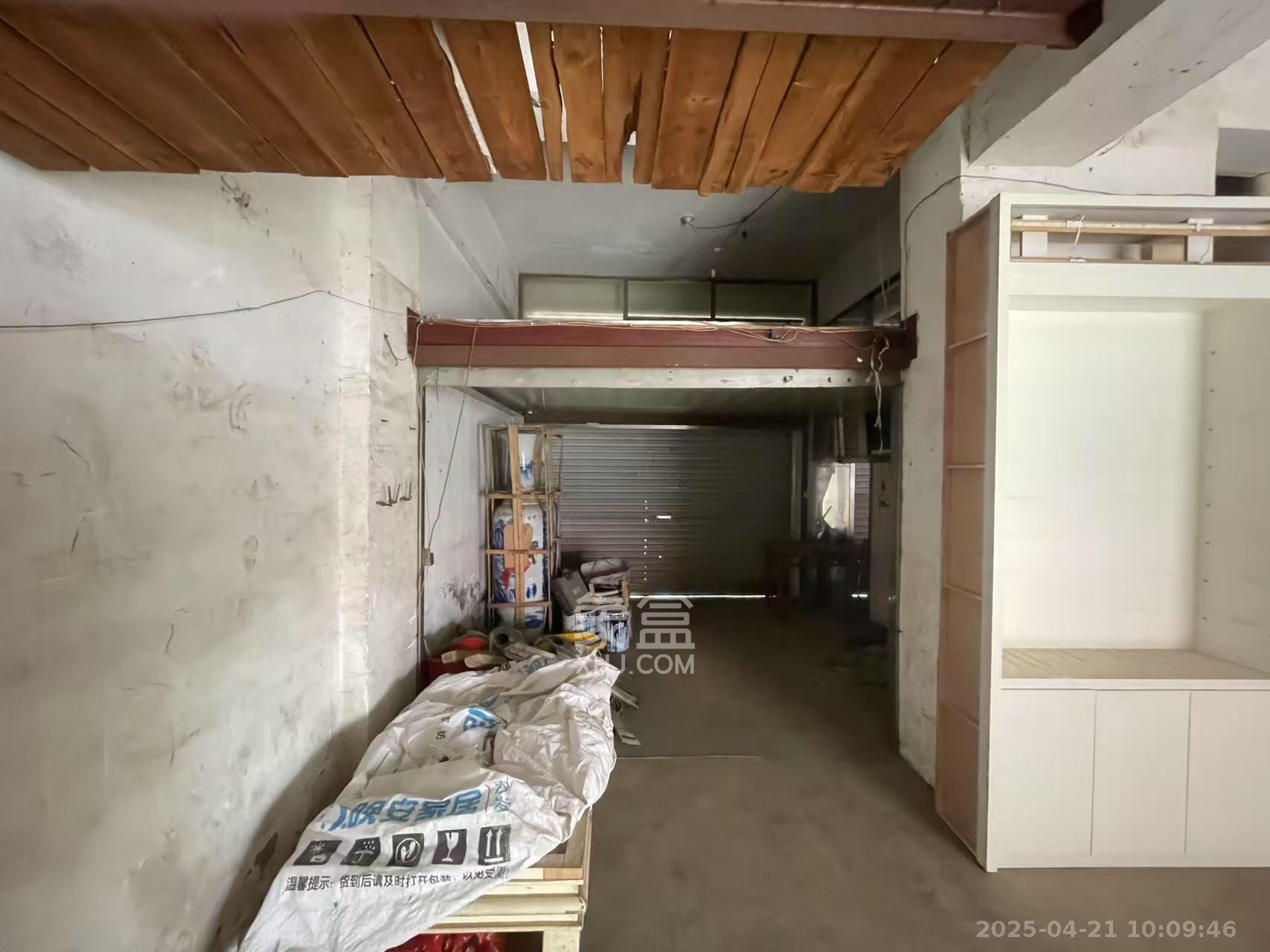 花桥钢材市场(花桥小区) 1室1厅1卫 1500.0元/月 花桥钢材市场(花桥小区) 1室1厅1卫 1500.0元/月室内图