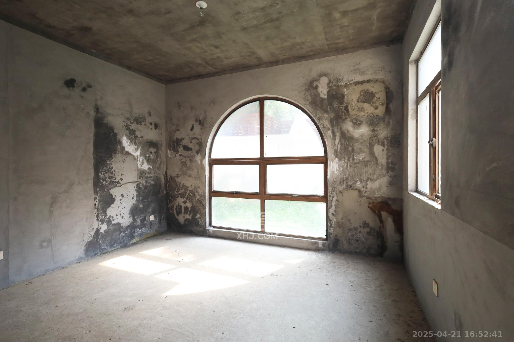 山语城二期 1室0厅0卫 428.0万 山语城二期 1室0厅0卫 428.0万卧室