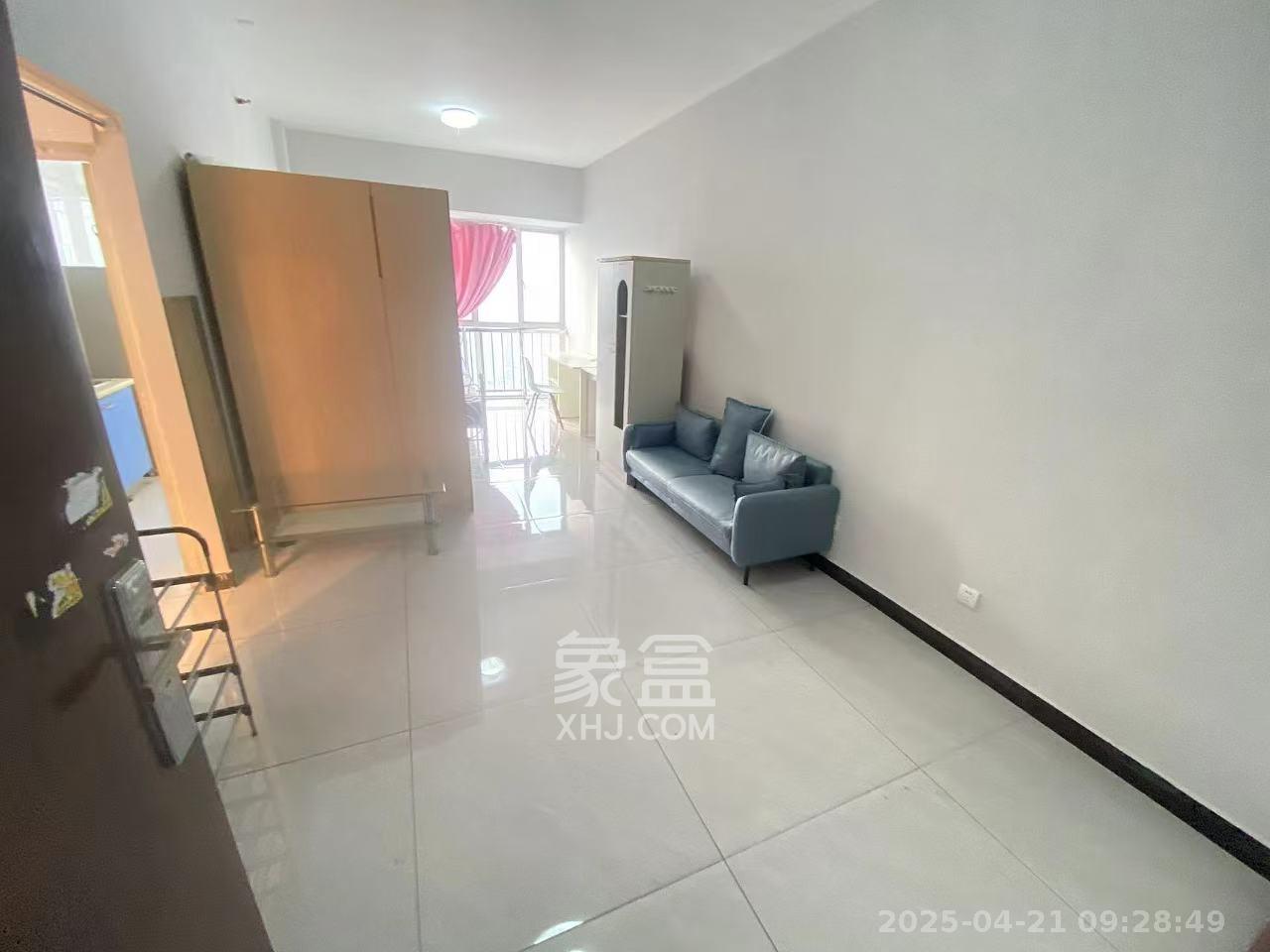 中远公馆  1室1厅1卫   1600.00元/月室内图