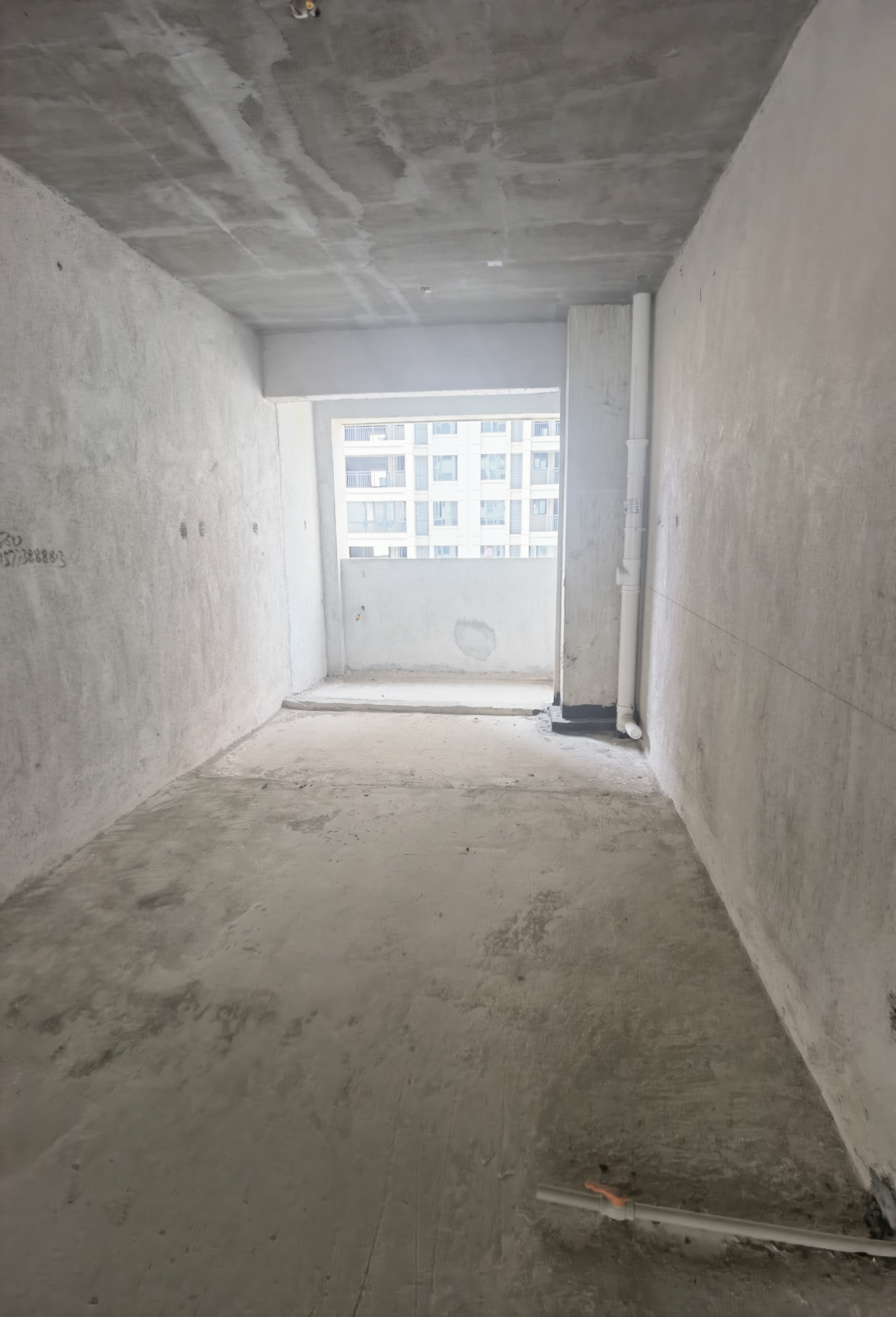 金信园林嘉园 4室2厅2卫 83.8万 金信园林嘉园 4室2厅2卫 83.8万客厅