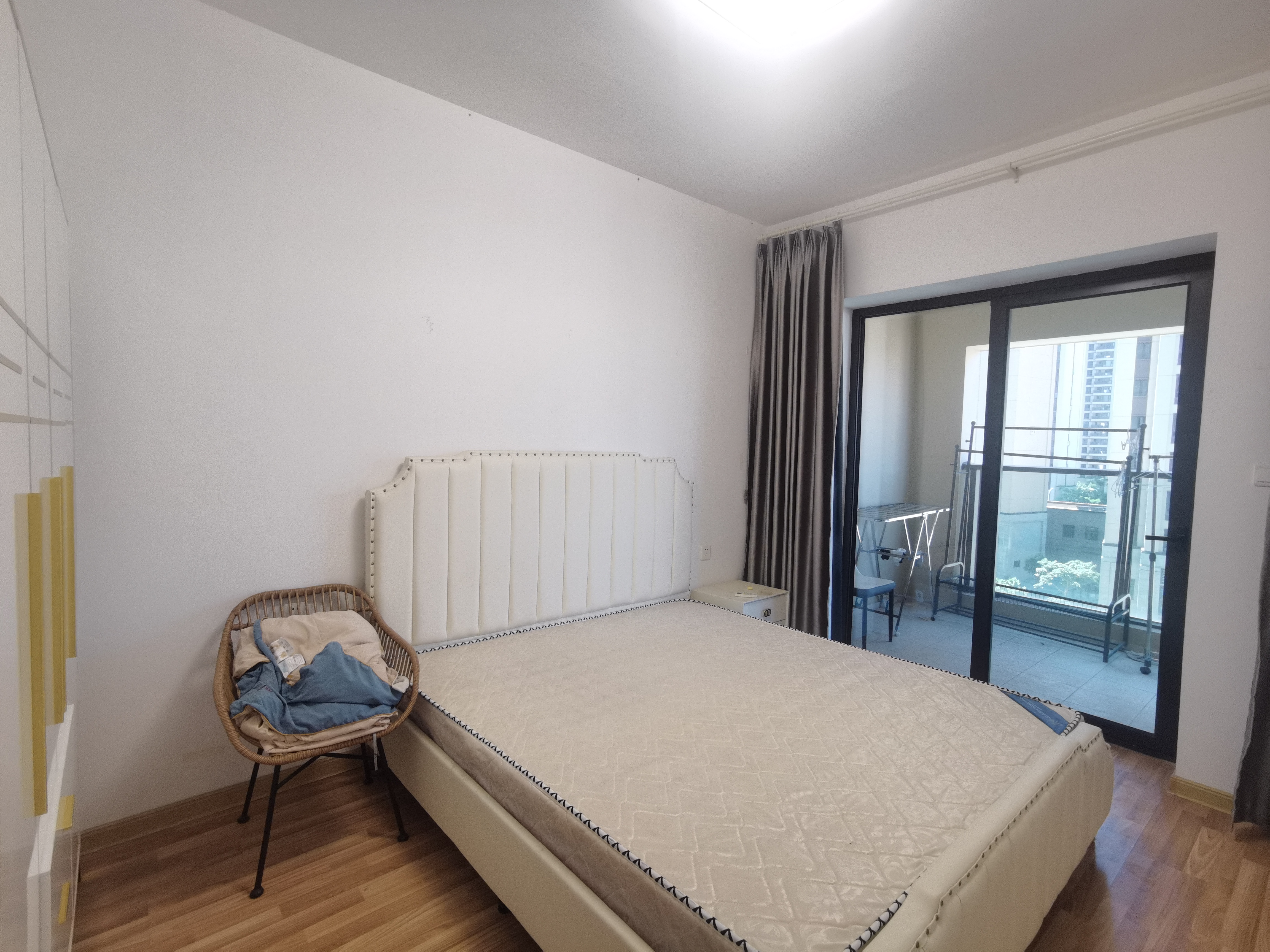 融创海口一号 1室0厅0卫 345.0万 融创海口一号 1室0厅0卫 345.0万客厅