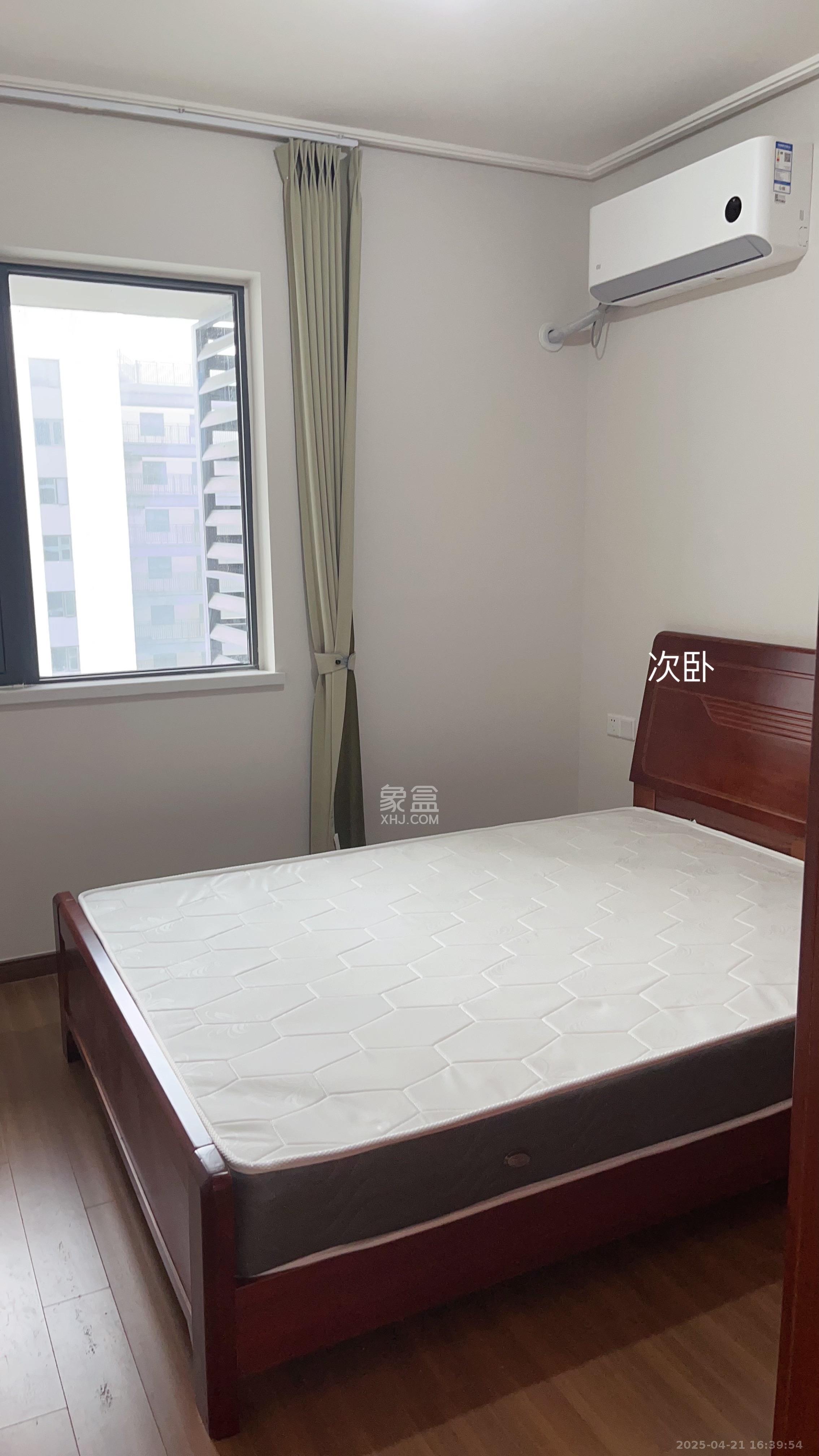 保利恒伟时光印象  4室2厅2卫   2900.00元/月室内图