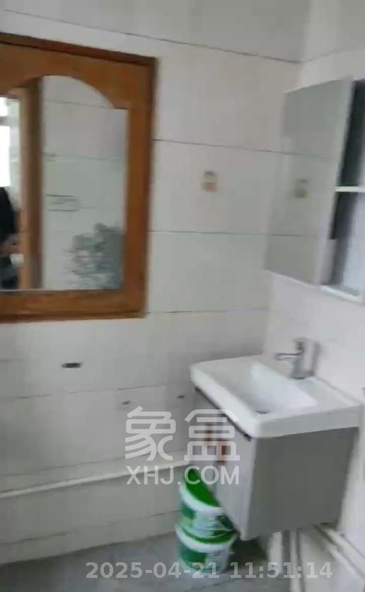 粮油仓库宿舍  3室2厅2卫   41.00万室内图