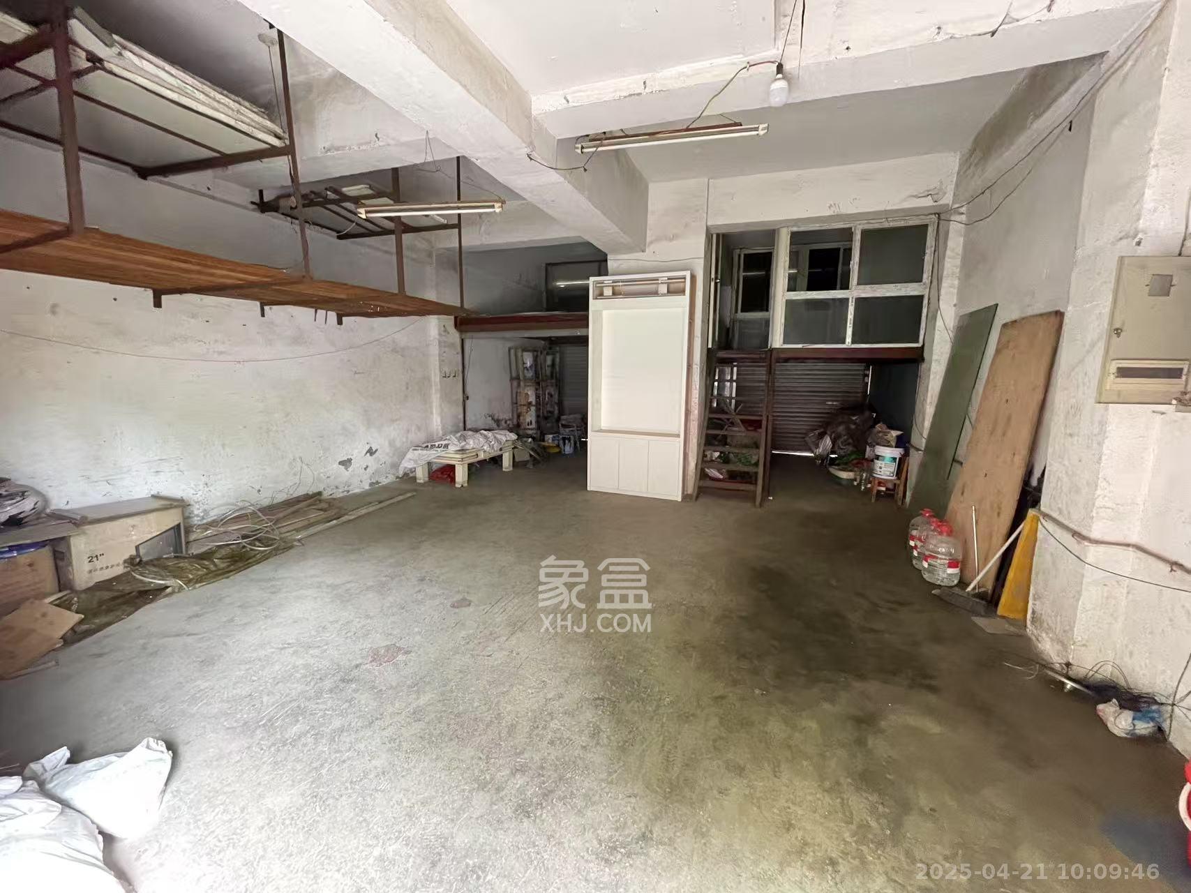 花桥钢材市场(花桥小区) 1室1厅1卫 1500.0元/月 花桥钢材市场(花桥小区) 1室1厅1卫 1500.0元/月室内图