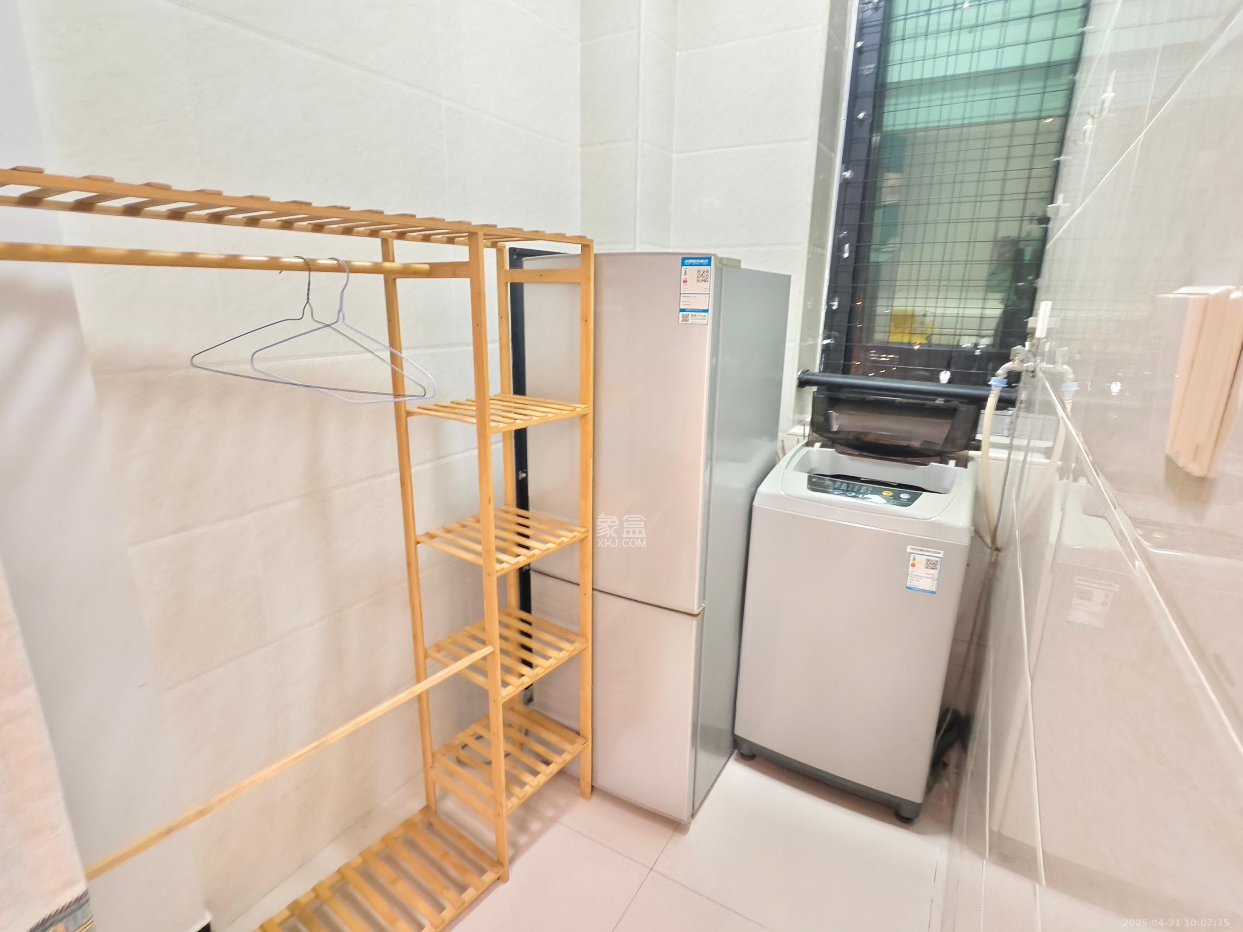 未来漫城  1室1厅1卫   1400.00元/月室内图