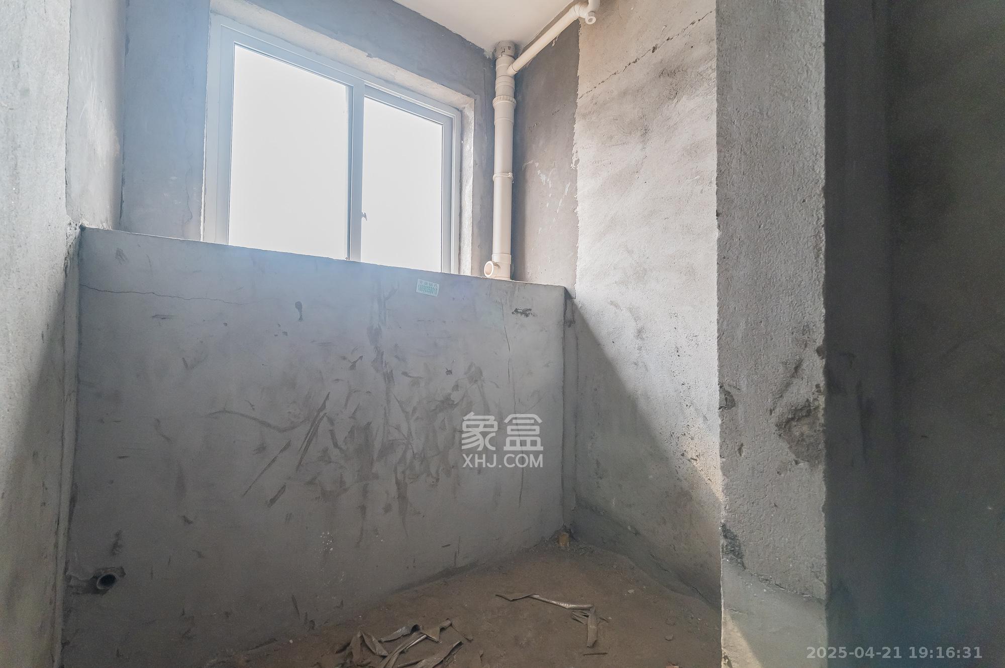 东方航标 1室1厅1卫 23.5万 东方航标 1室1厅1卫 23.5万其他