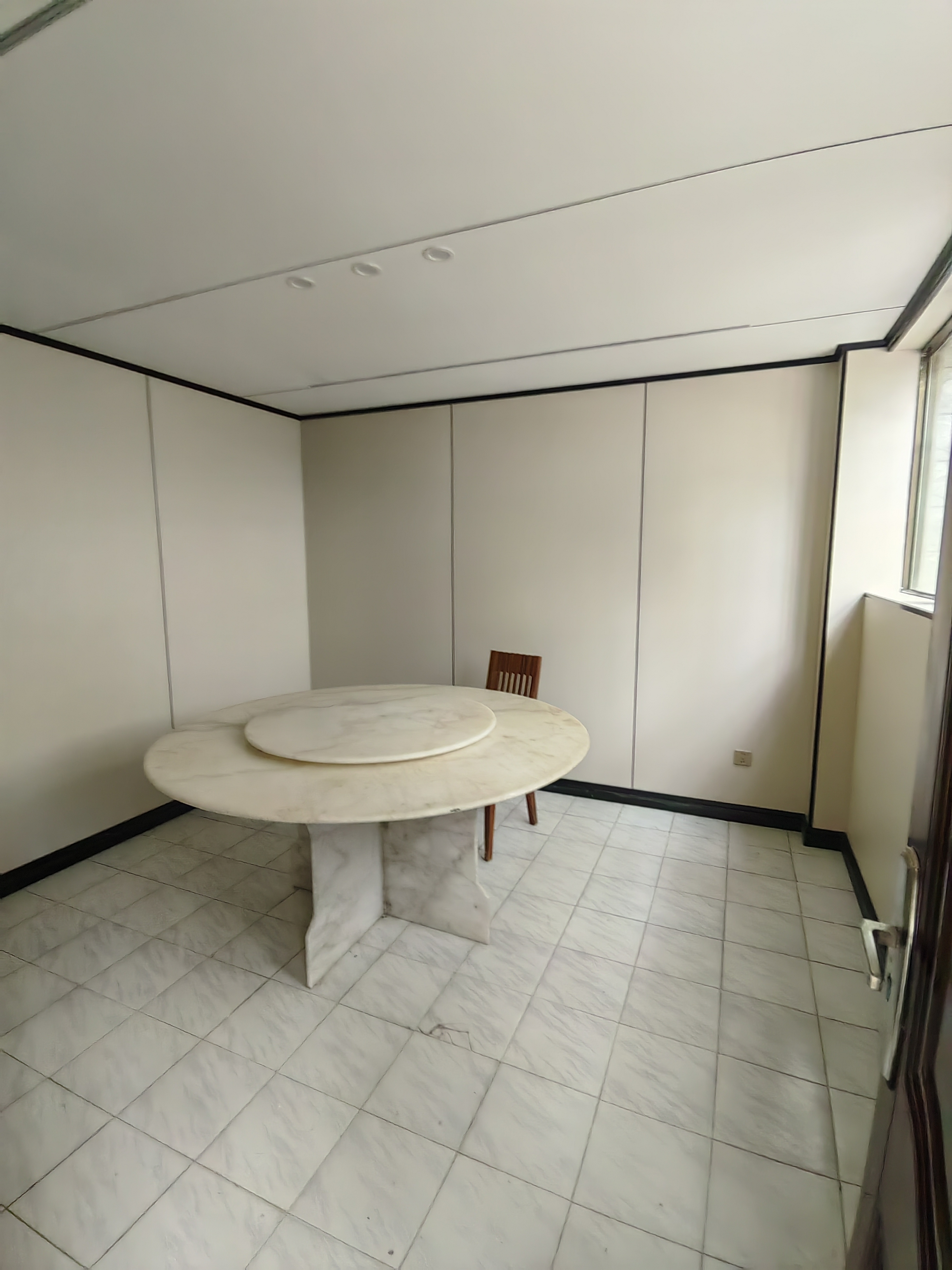 嘉安园别墅 10室4厅4卫 10000.0元/月 嘉安园别墅 10室4厅4卫 10000.0元/月室内图