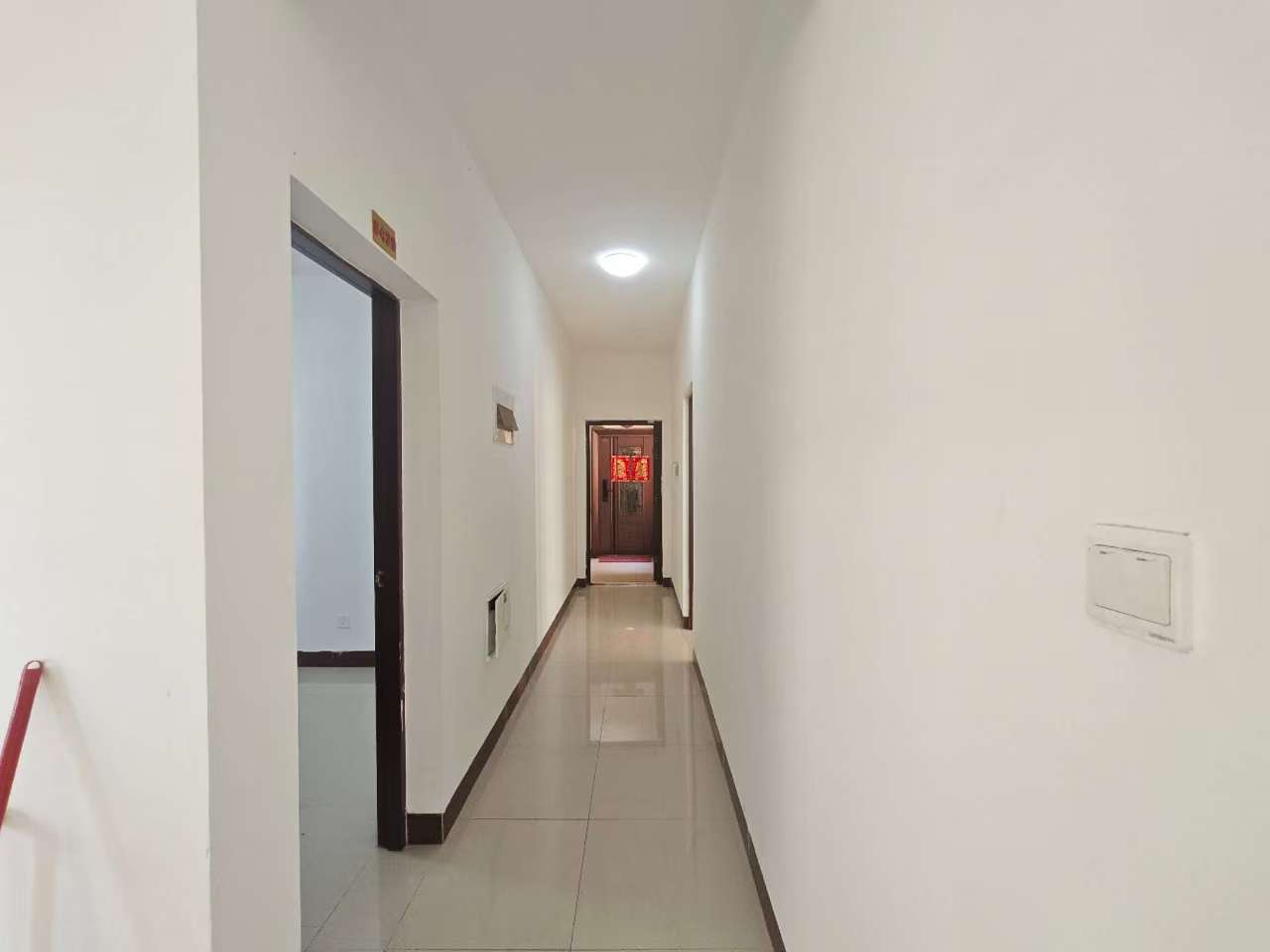 美舍嘉苑一期 4室2厅2卫 2800.0元/月 美舍嘉苑一期 4室2厅2卫 2800.0元/月室内图