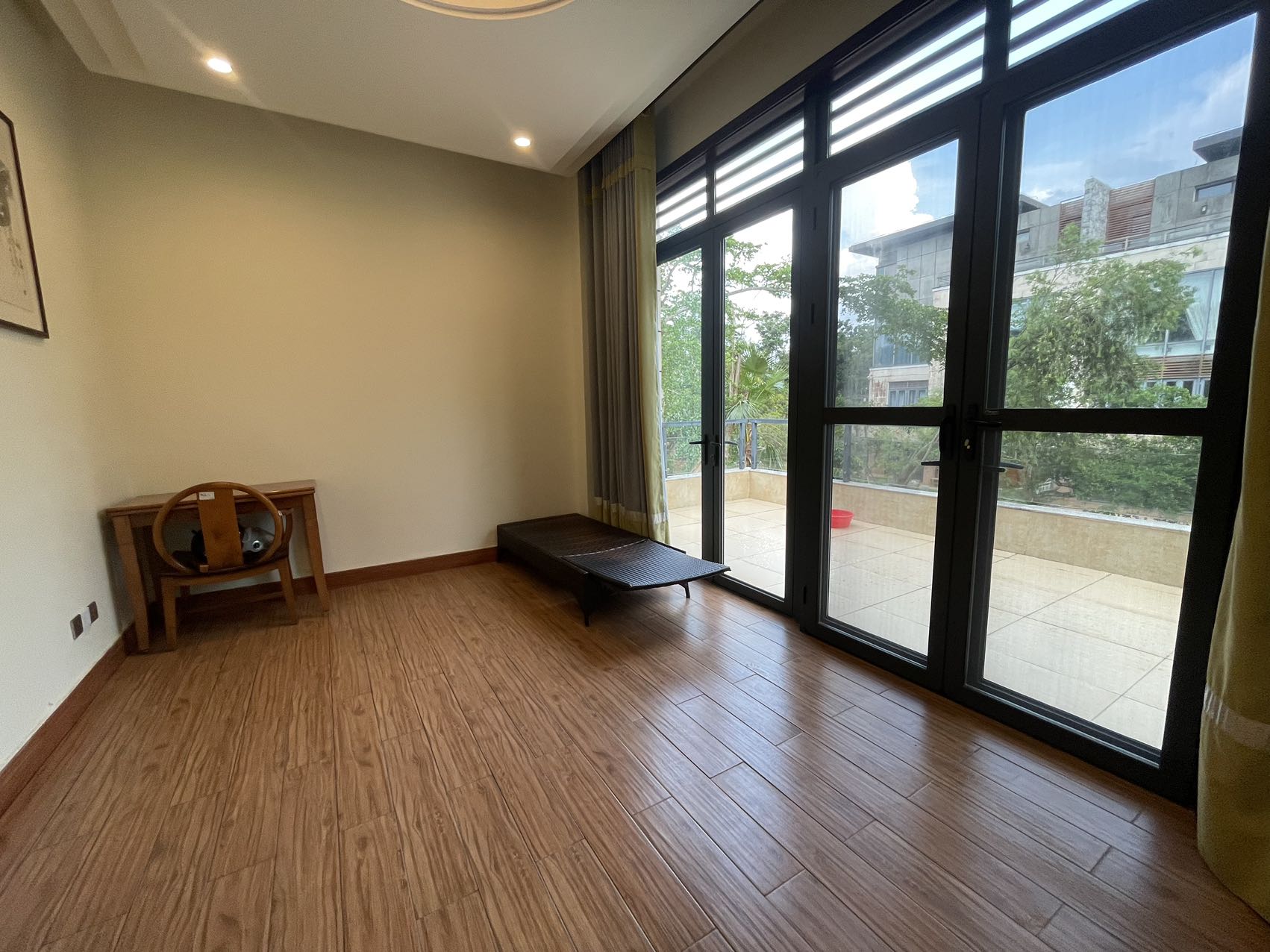 鸿洲江山 9室3厅3卫 16000.0元/月 鸿洲江山 9室3厅3卫 16000.0元/月室内图