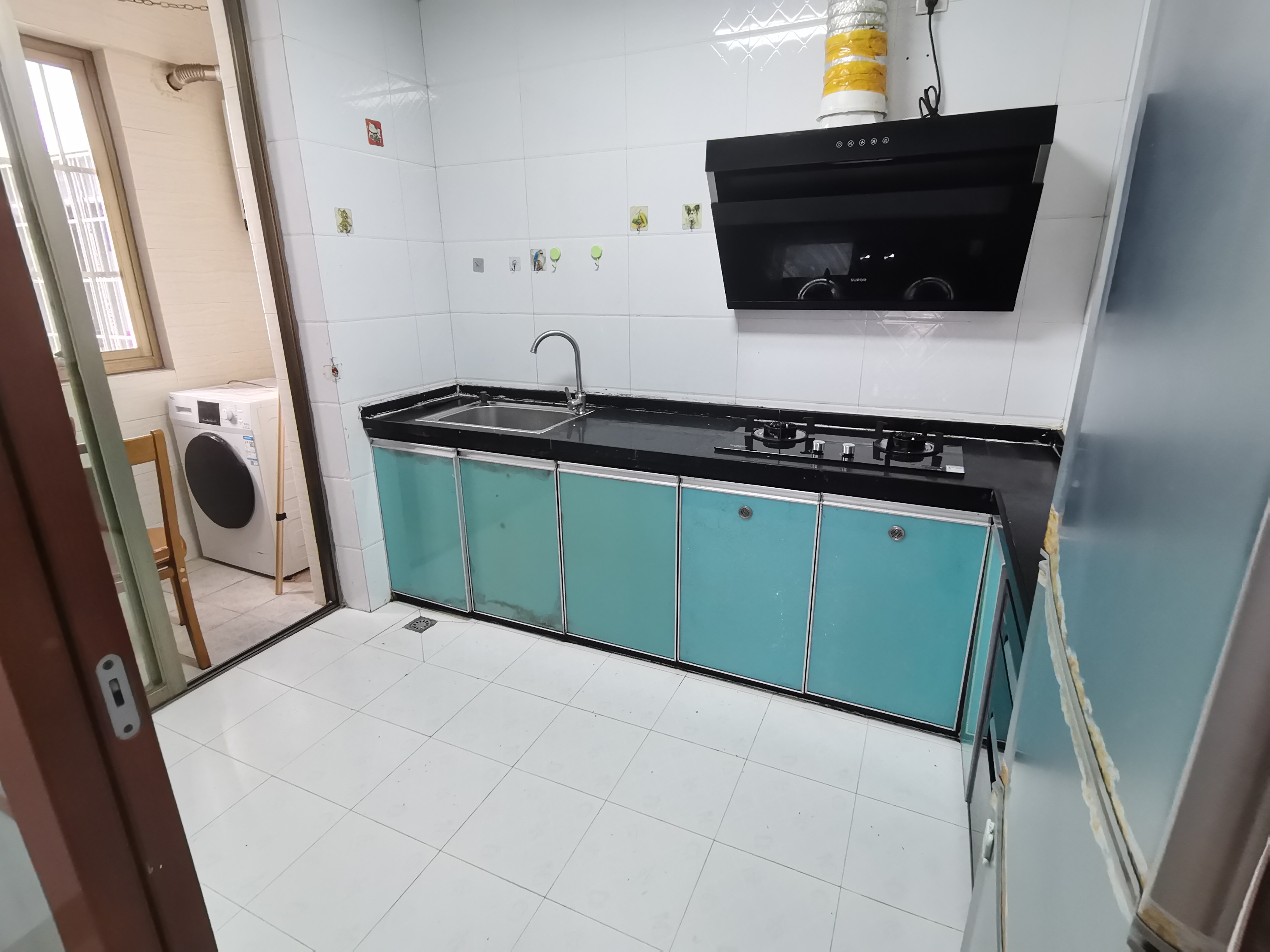 夏瑶花苑  3室1厅1卫   2500.00元/月室内图