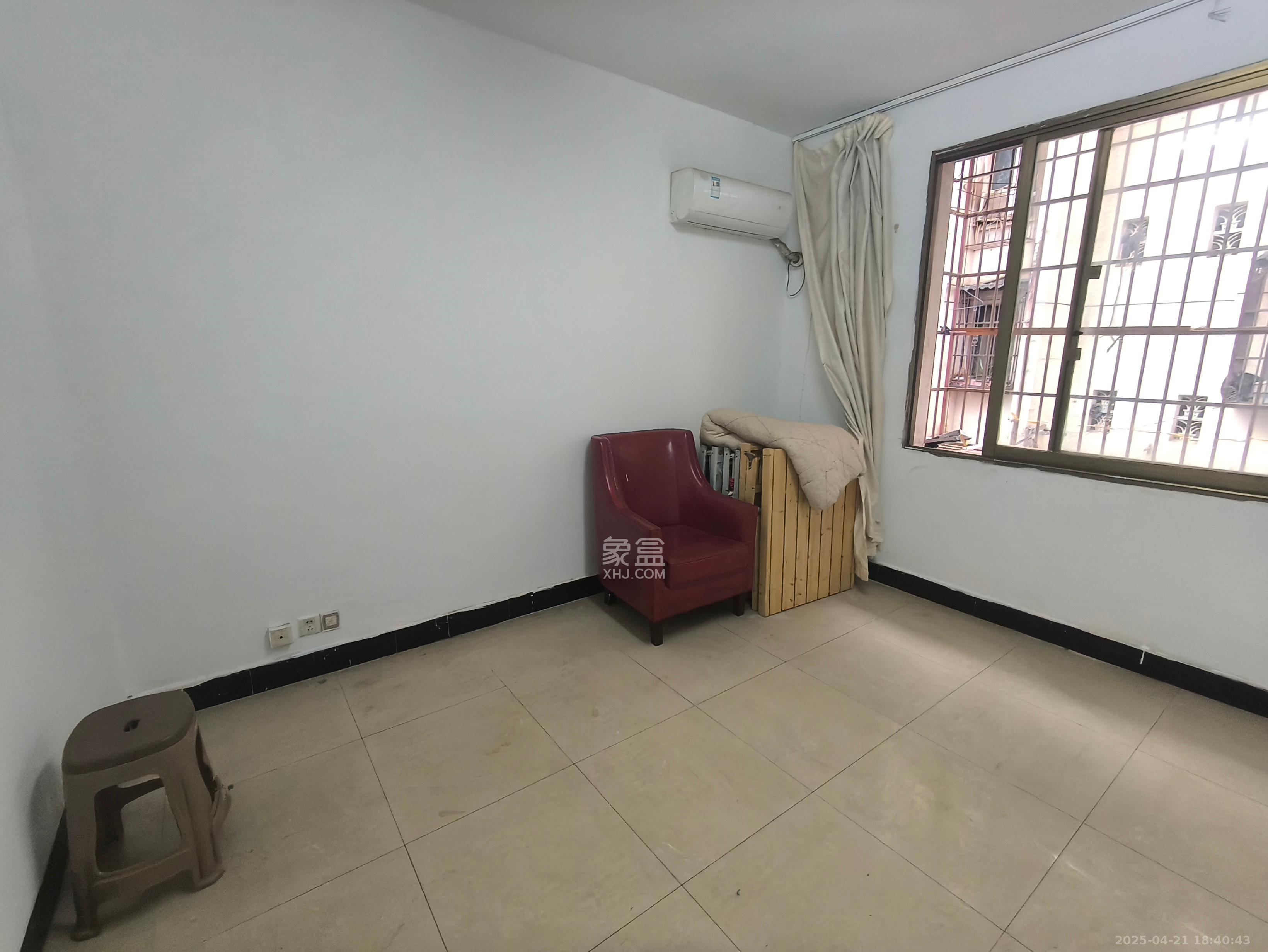 东茅街散盘 2室1厅1卫 2200.0元/月 东茅街散盘 2室1厅1卫 2200.0元/月室内图