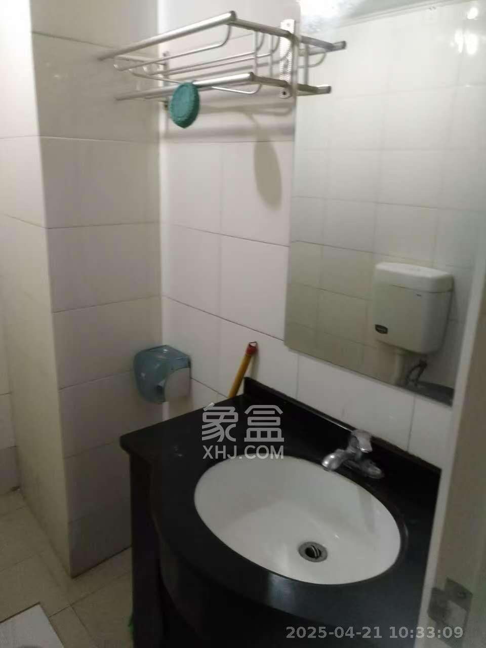 开源鑫景  1室1厅1卫   1200.00元/月室内图