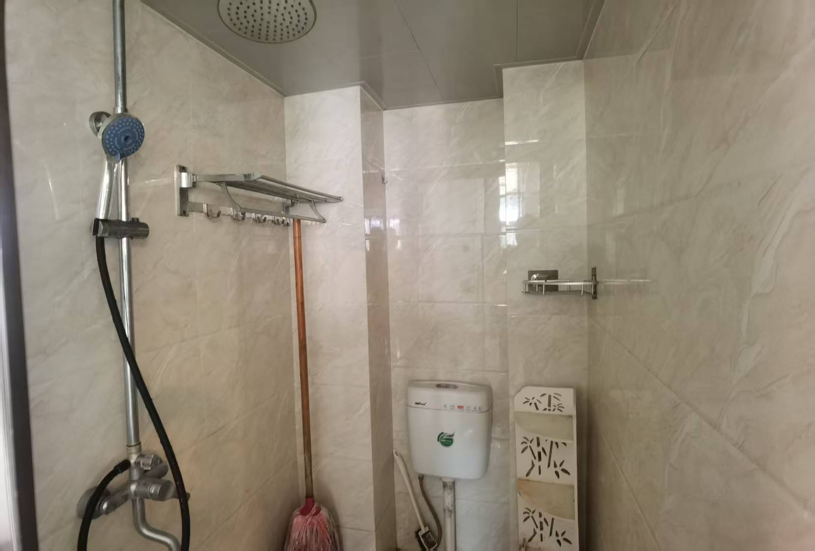 鹏利广场 1室1厅1卫 1200.0元/月 鹏利广场 1室1厅1卫 1200.0元/月室内图