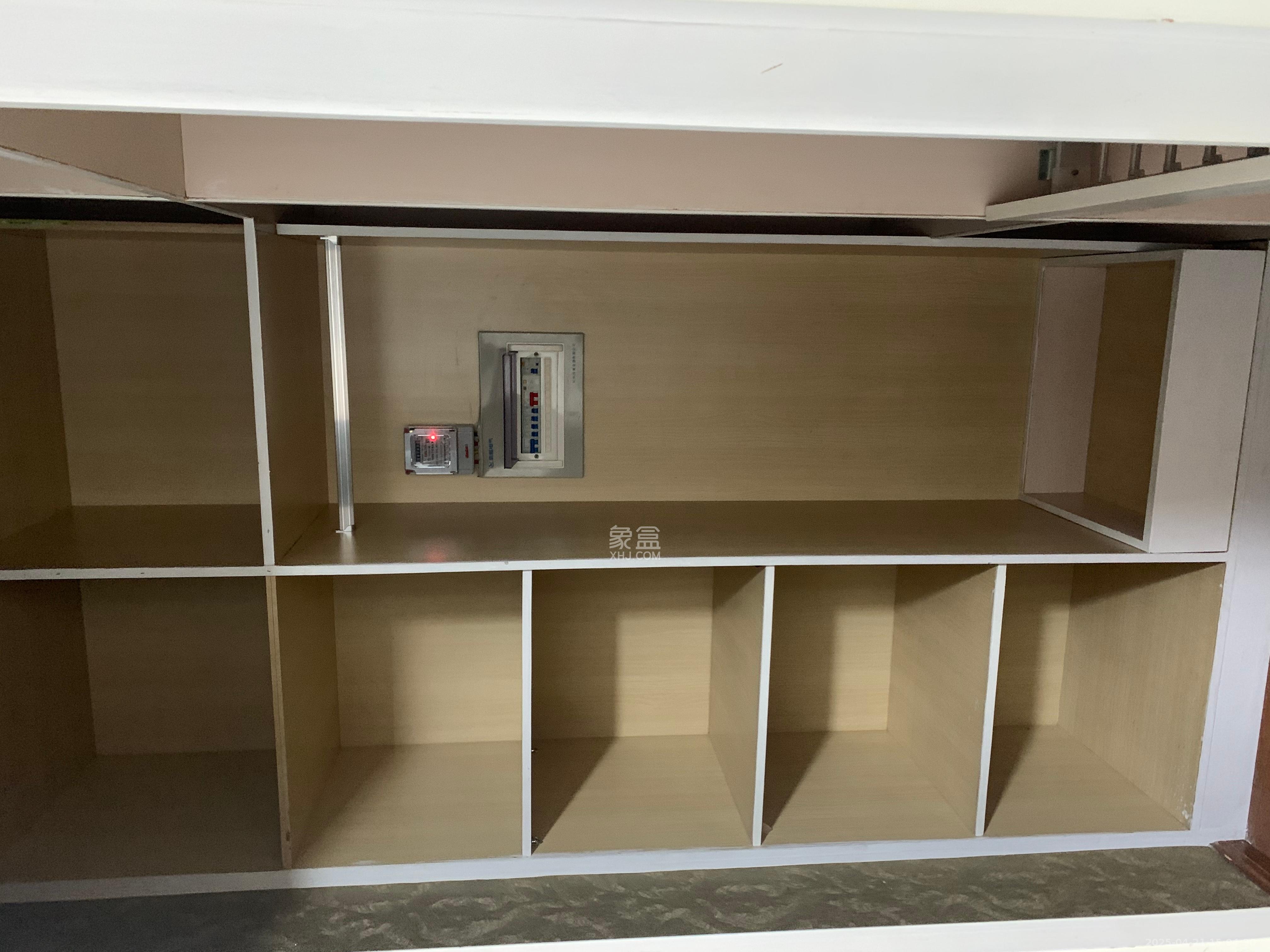 怡荷园  2室1厅1卫   2000.00元/月室内图