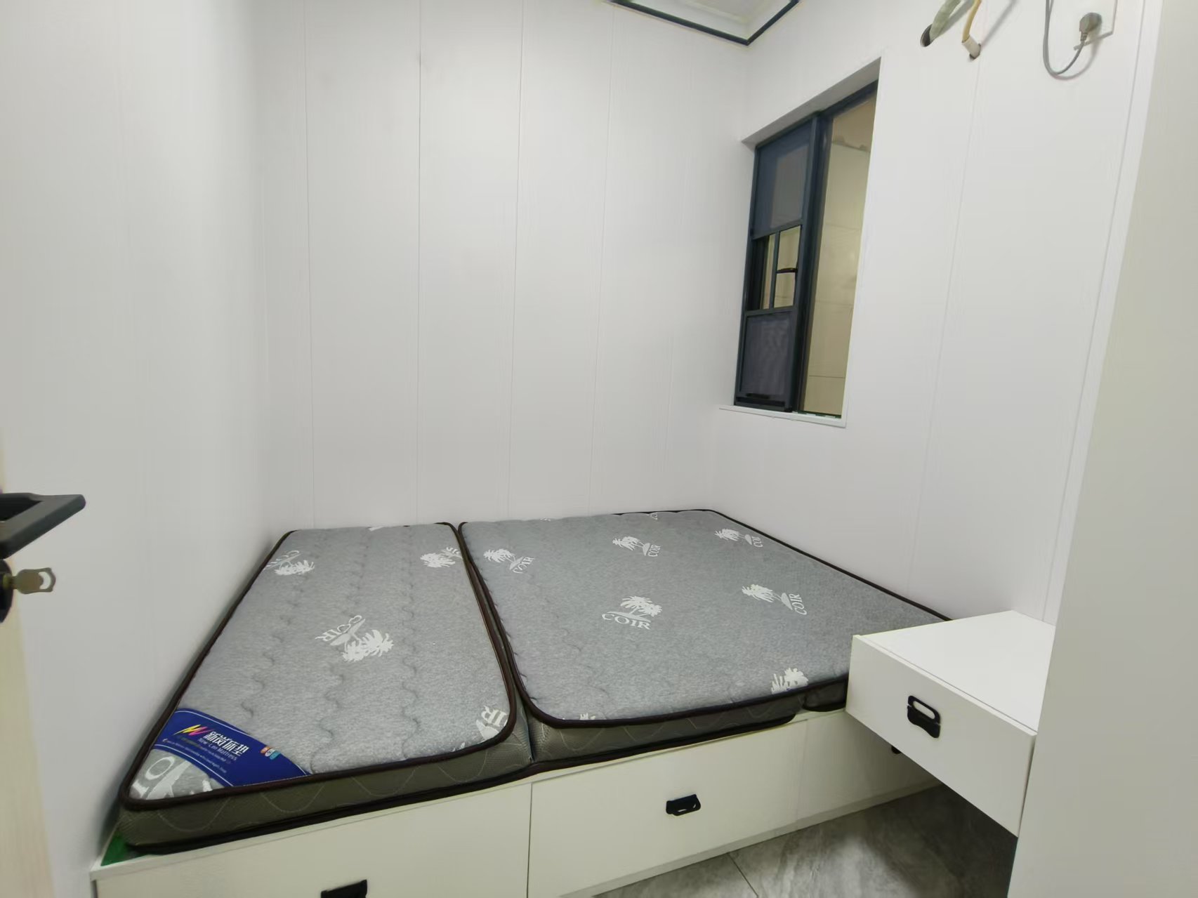 缇香名苑二期  2室2厅1卫    1800.0元/月 缇香名苑二期  2室2厅1卫    1800.0元/月室内图