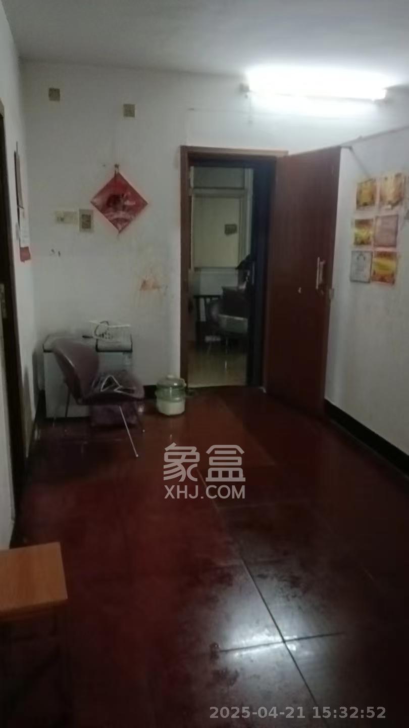 南大桥安居城(百姓市场) 3室2厅1卫 1800.0元/月 南大桥安居城(百姓市场) 3室2厅1卫 1800.0元/月室内图