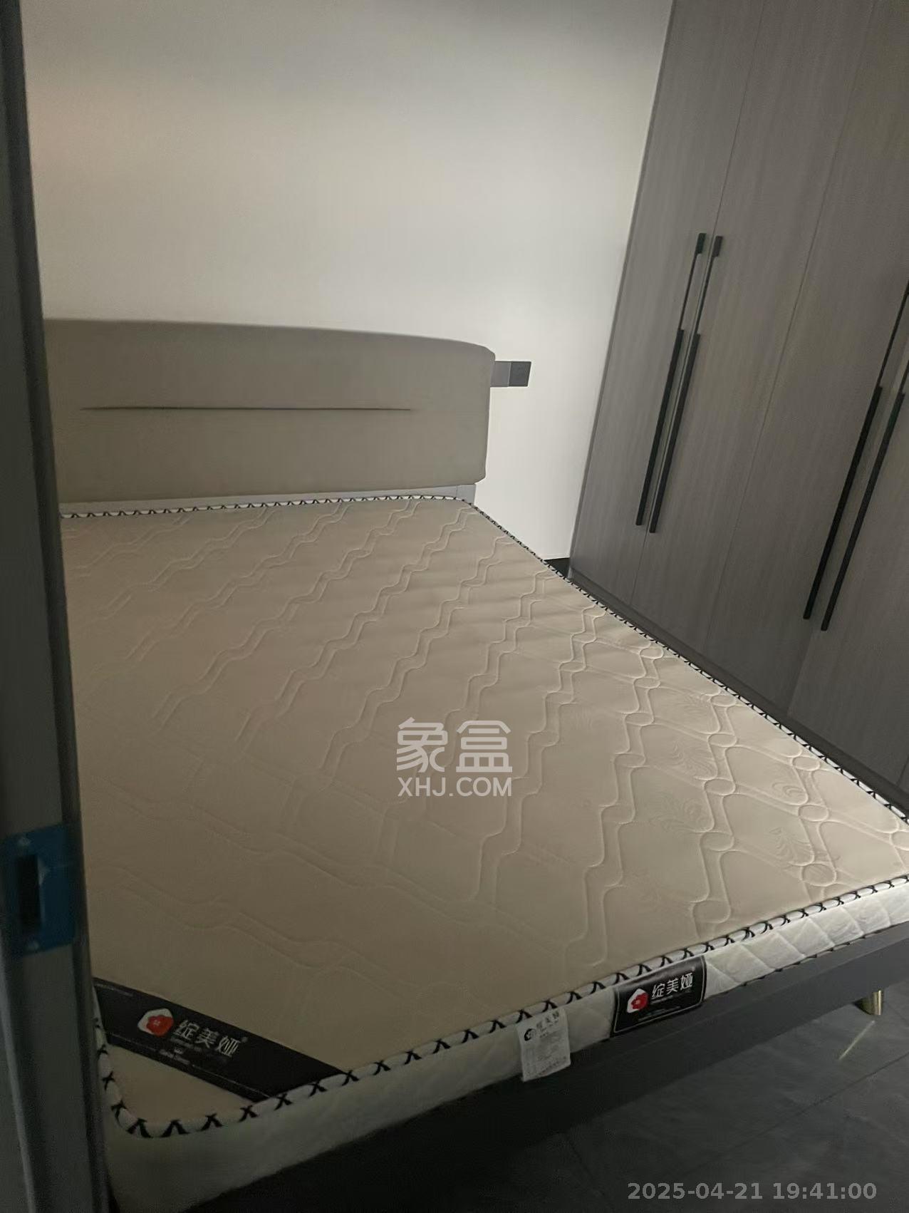 嘉雨兴园 2室2厅1卫 2700.0元/月 嘉雨兴园 2室2厅1卫 2700.0元/月室内图