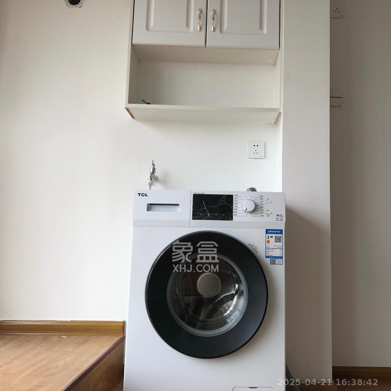 美利新世界 1室1厅1卫 1500.0元/月 美利新世界 1室1厅1卫 1500.0元/月室内图