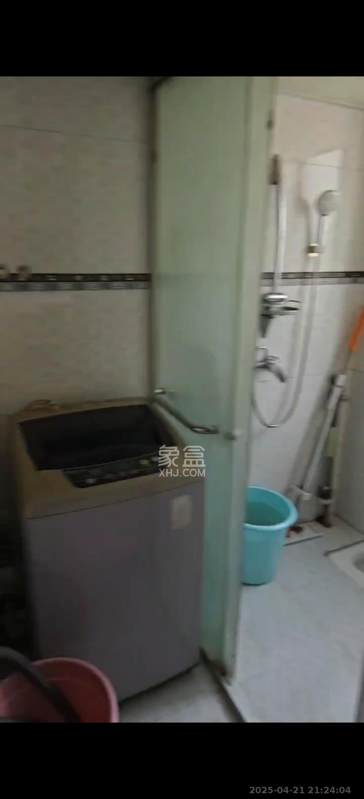 高桥火焰市场 3室1厅1卫 1900.0元/月 高桥火焰市场 3室1厅1卫 1900.0元/月室内图