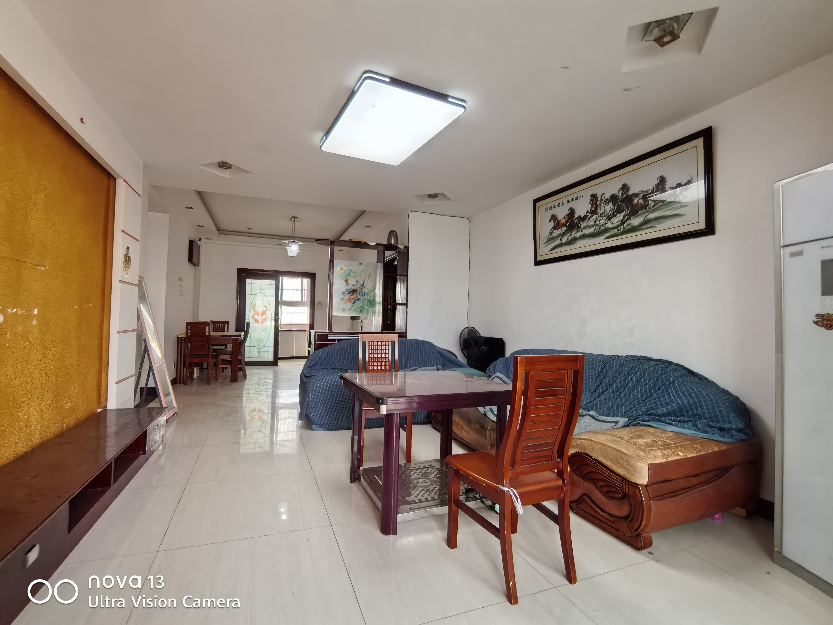 湘中园 1室0厅0卫 58.8万 湘中园 1室0厅0卫 58.8万客厅