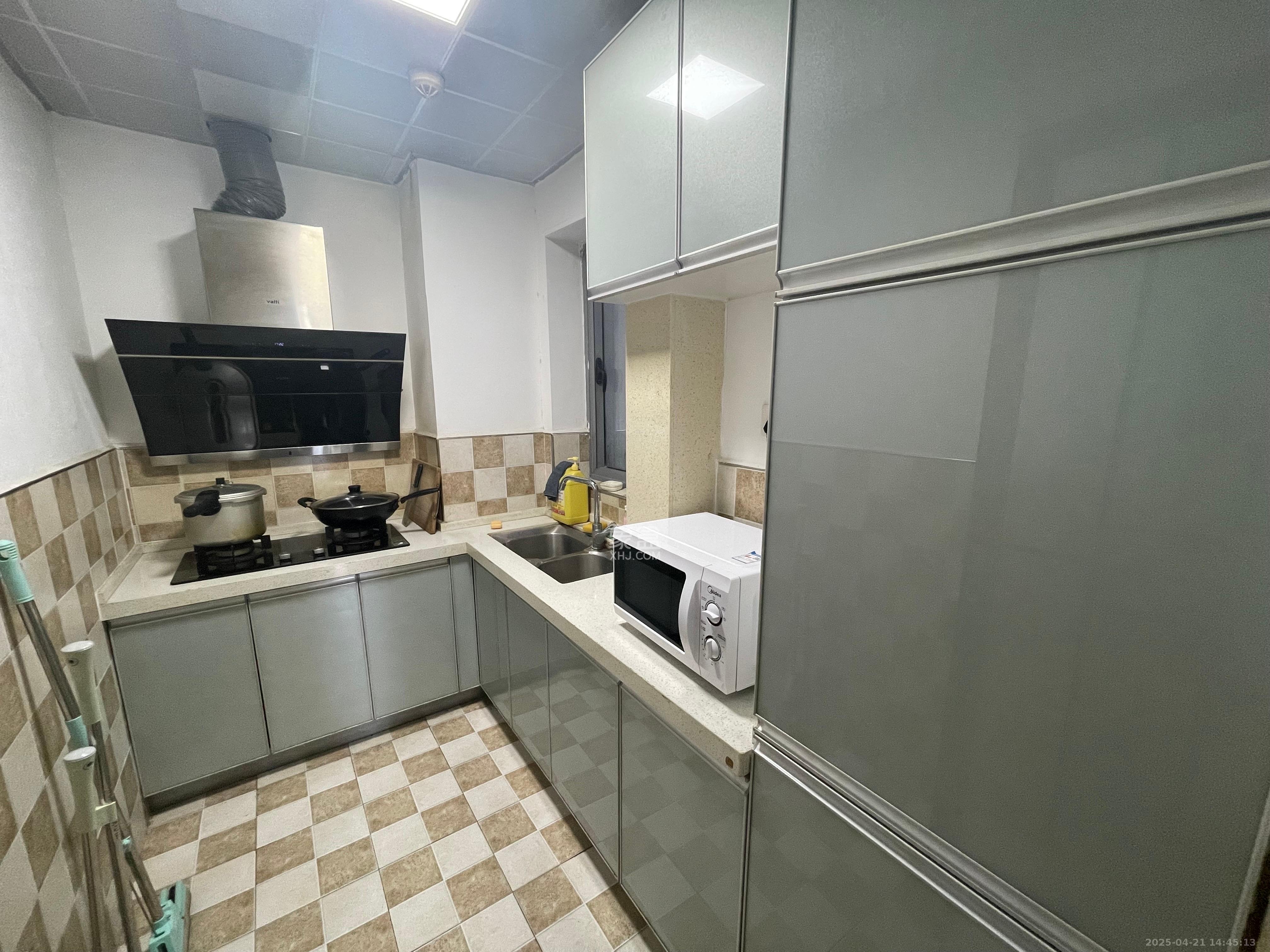 保利国际广场 1室0厅0卫 20000.0元/月 保利国际广场 1室0厅0卫 20000.0元/月室内图