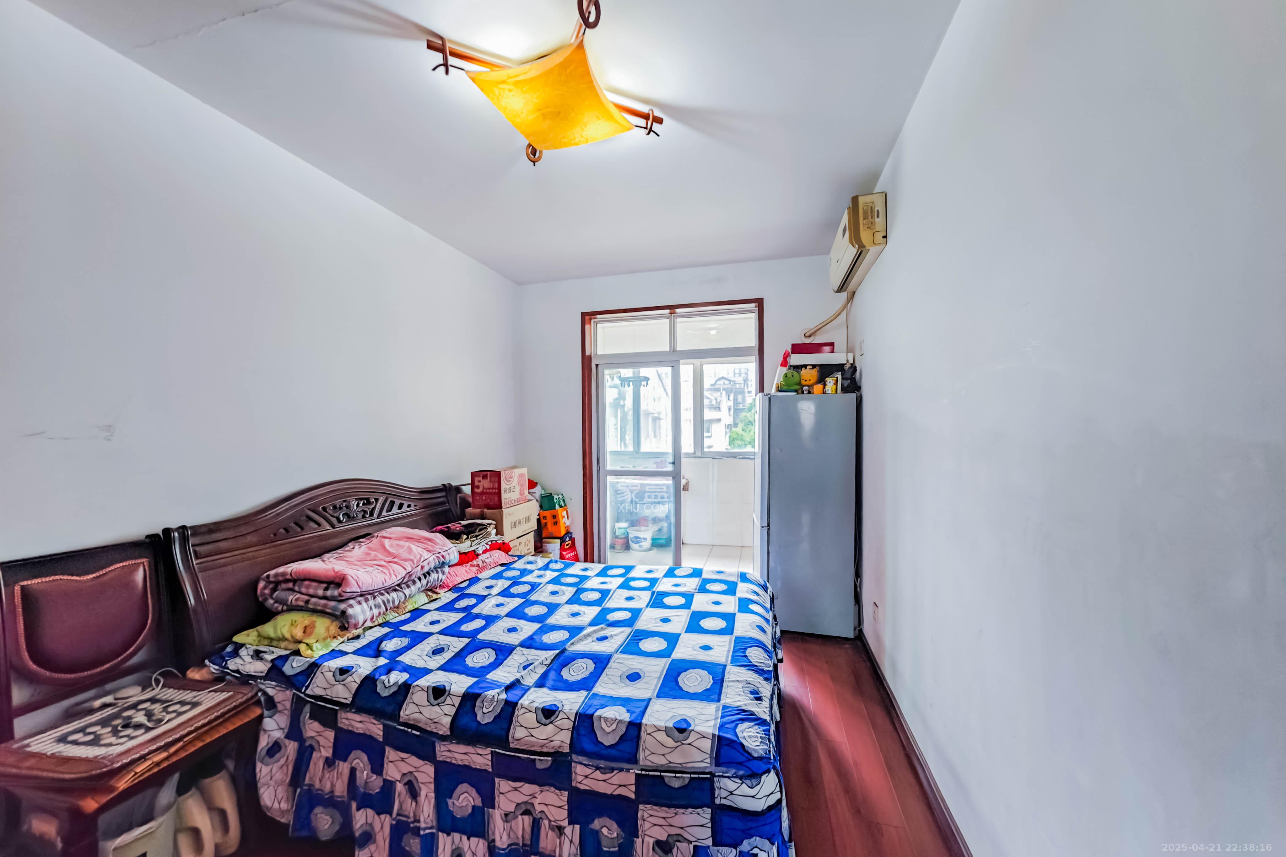 龙吉湾小区(龙瑞尚苑) 3室2厅2卫 44.0万 龙吉湾小区(龙瑞尚苑) 3室2厅2卫 44.0万卧室