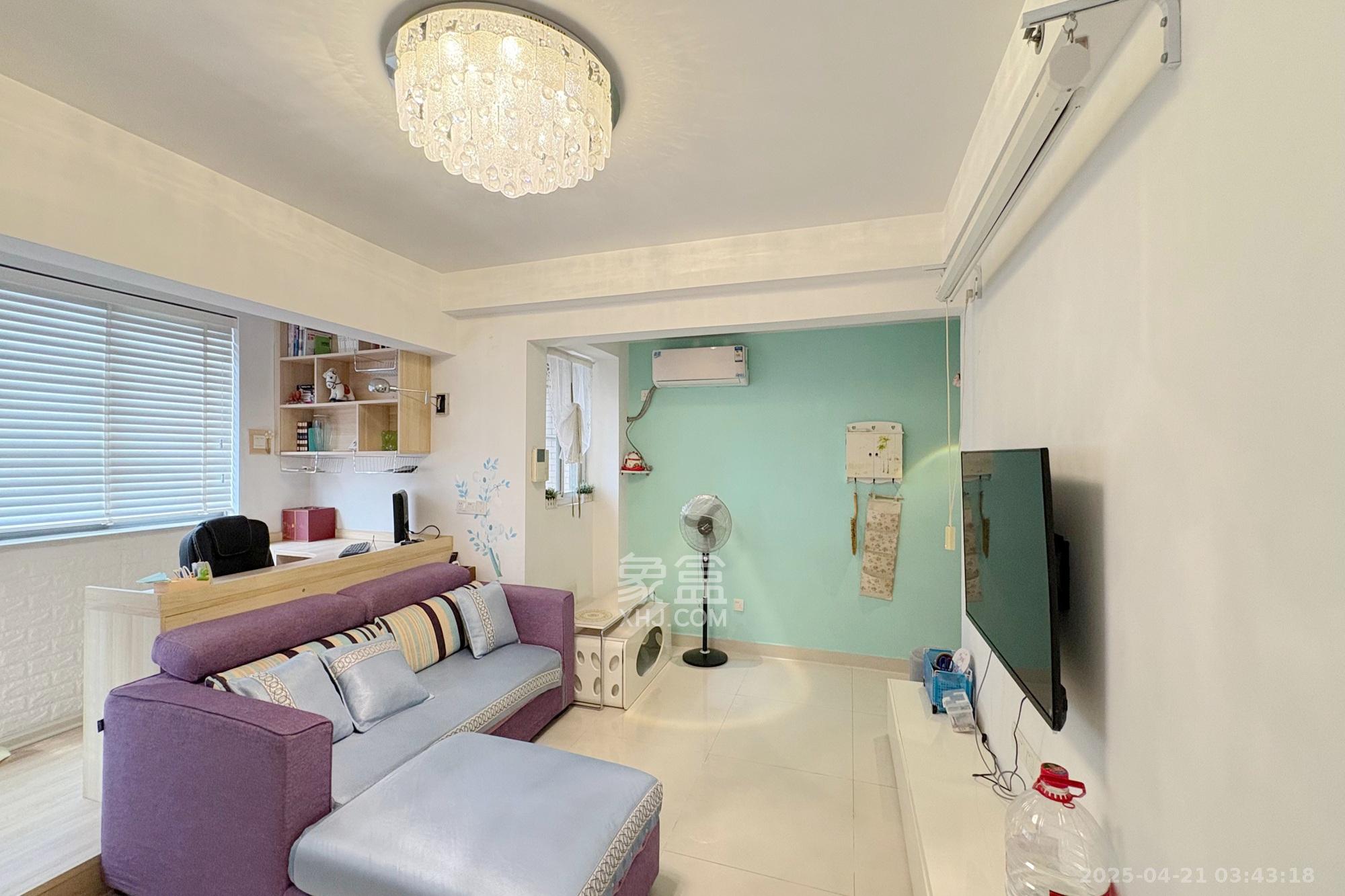 少帅府 1室1厅1卫 69.0万 少帅府 1室1厅1卫 69.0万客厅