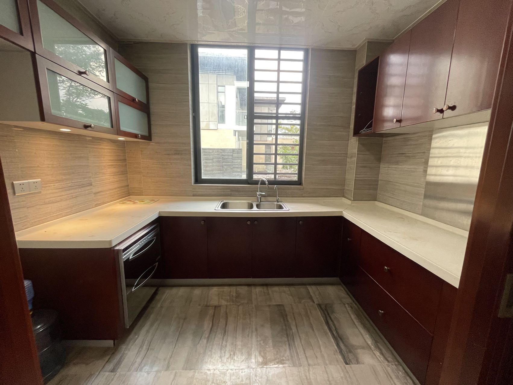 鸿洲江山 9室3厅3卫 16000.0元/月 鸿洲江山 9室3厅3卫 16000.0元/月室内图