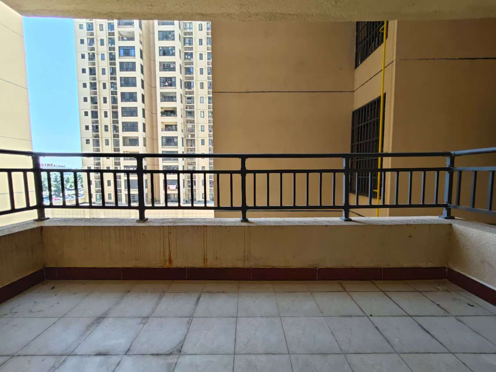 美舍嘉苑一期 4室2厅2卫 2800.0元/月 美舍嘉苑一期 4室2厅2卫 2800.0元/月室内图