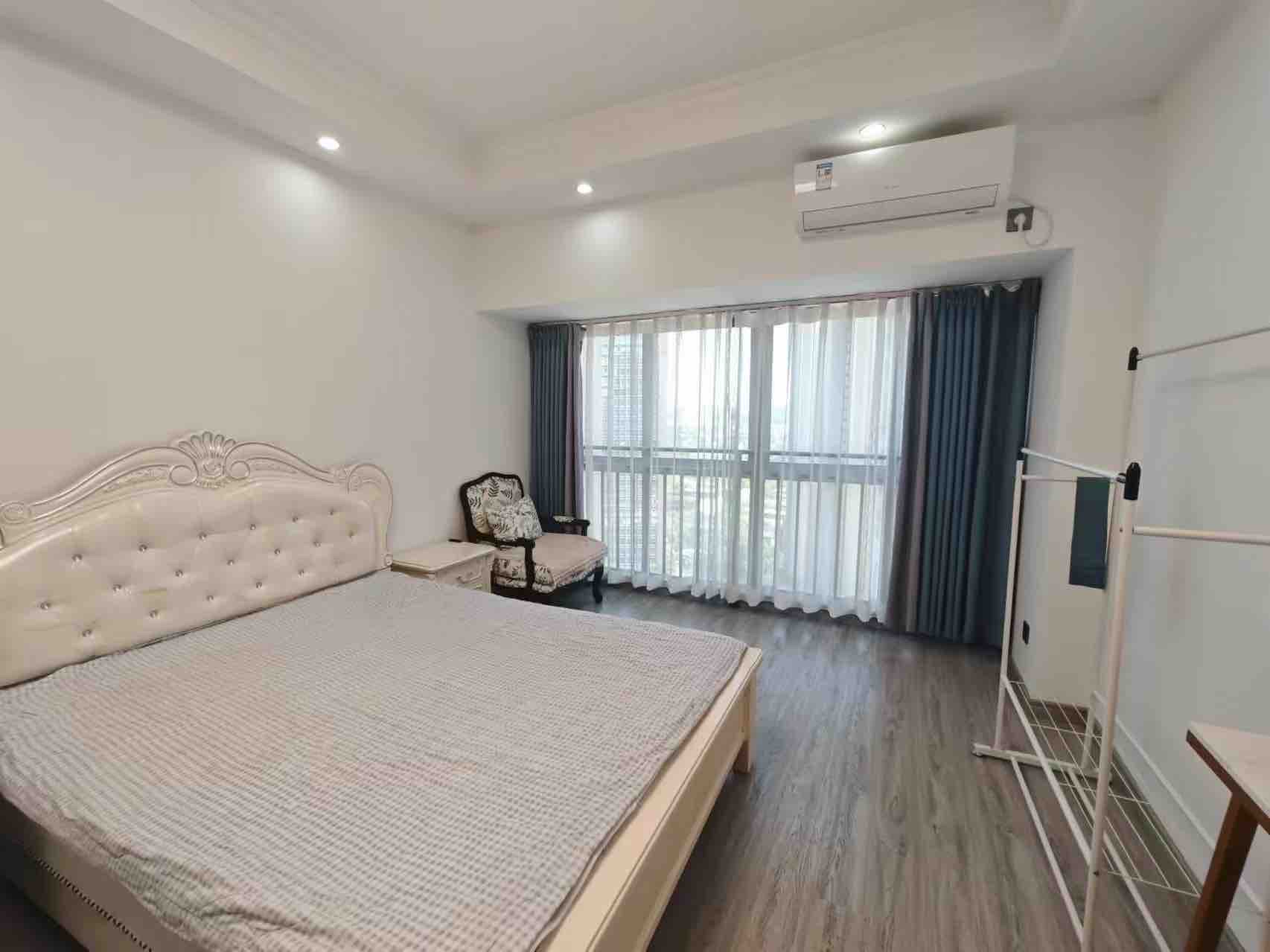 金钟大雁城  1室1厅1卫    1300.0元/月室内图