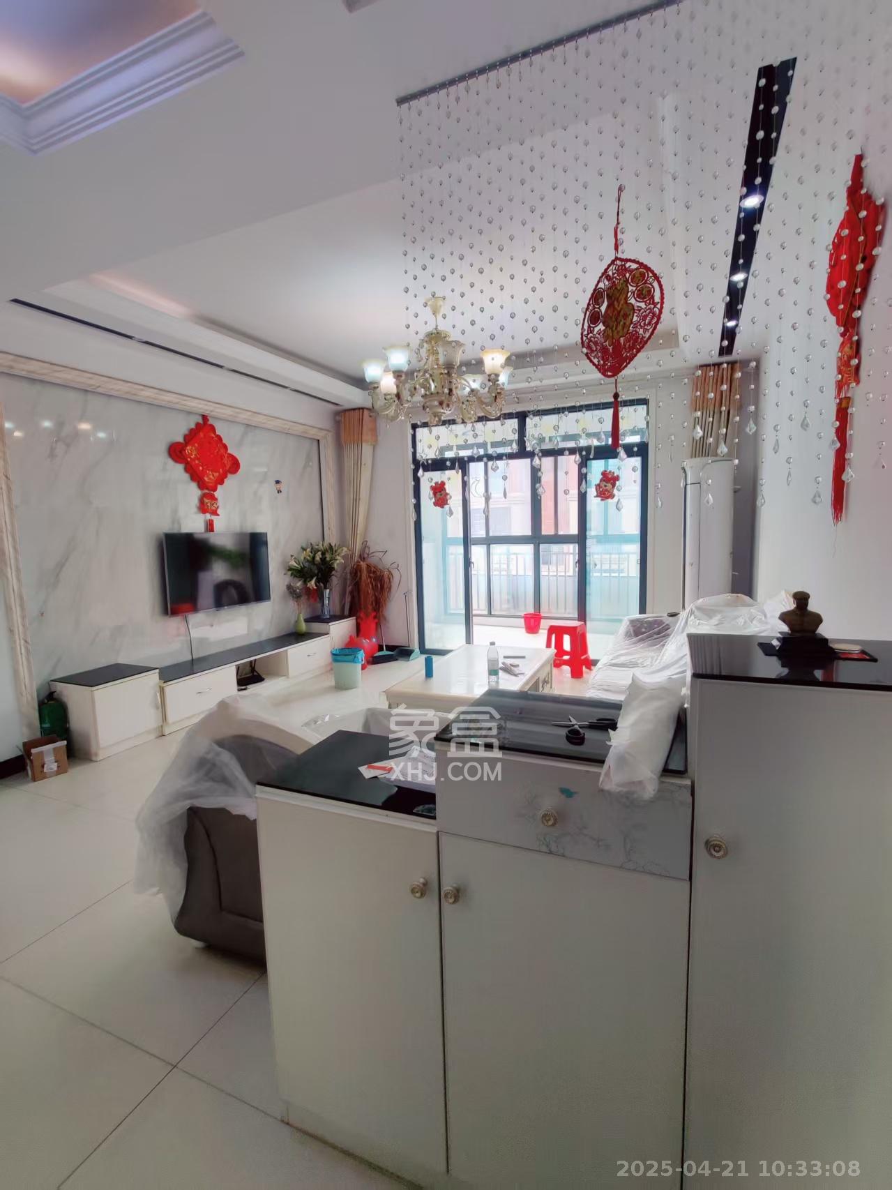 澳海月亮湾 3室2厅1卫 1600.0元/月 澳海月亮湾 3室2厅1卫 1600.0元/月室内图