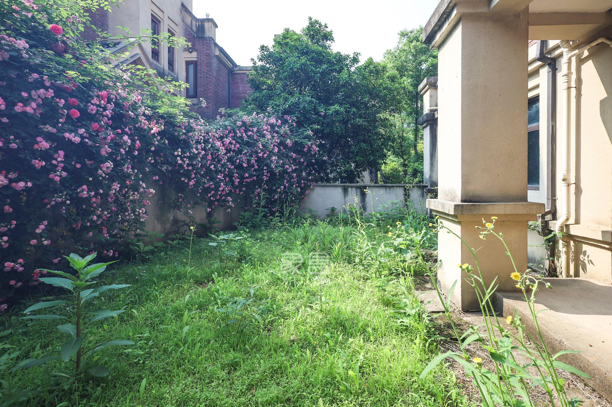 山语城二期 1室0厅0卫 428.0万 山语城二期 1室0厅0卫 428.0万其他